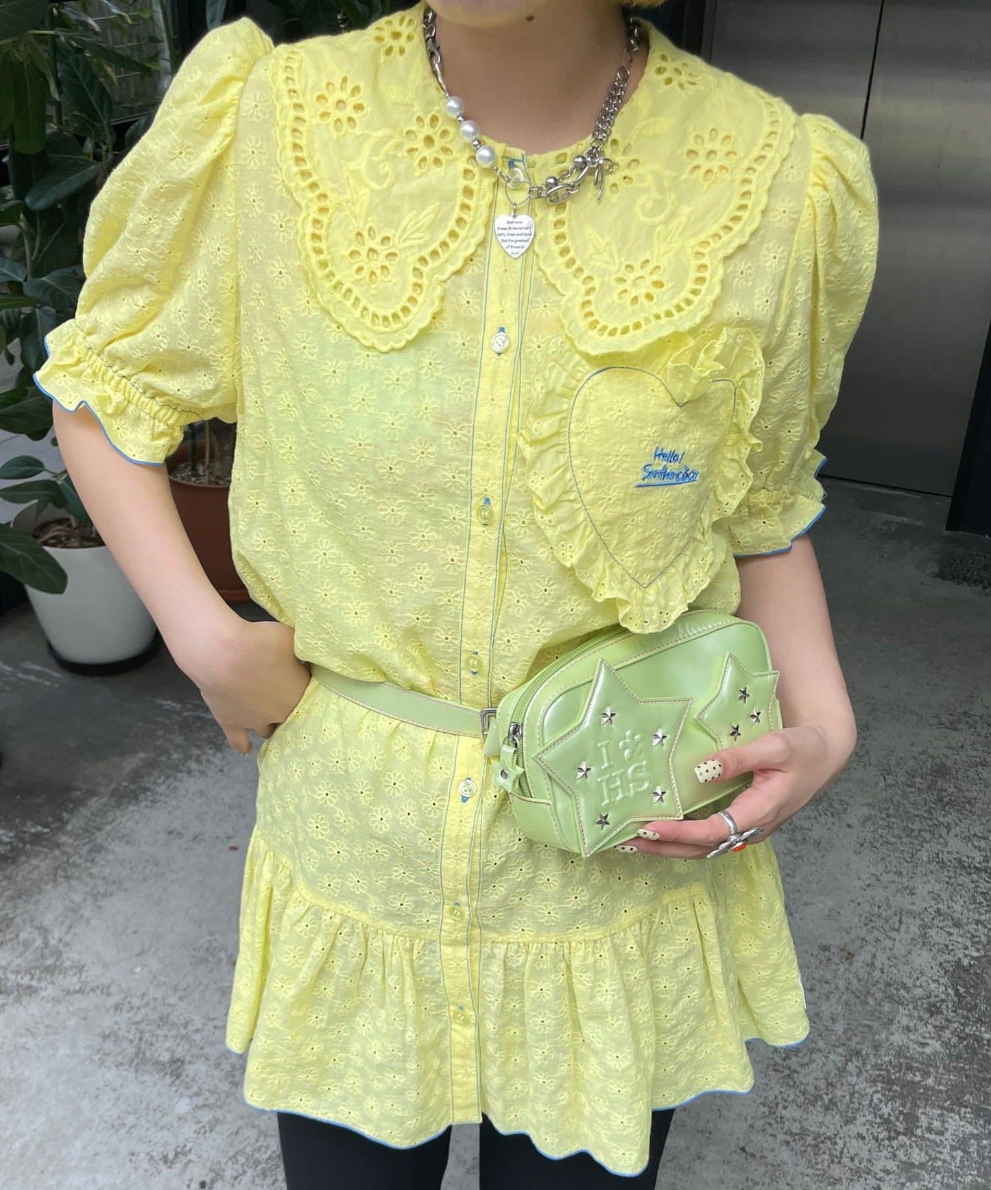 HELLO.SANFRANCISCO Frill Lace Tunic Short-Sleeve Blouse - Image 15