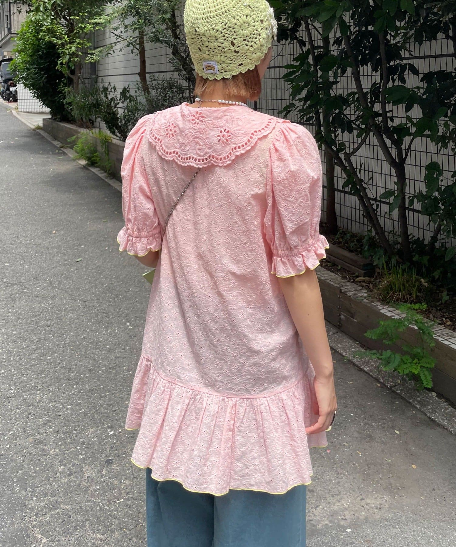 HELLO.SANFRANCISCO Frill Lace Tunic Short-Sleeve Blouse - Image 32