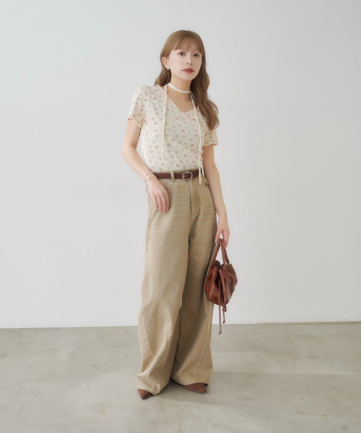 Kastane 羅紋V領Tee + Choker - Image 12