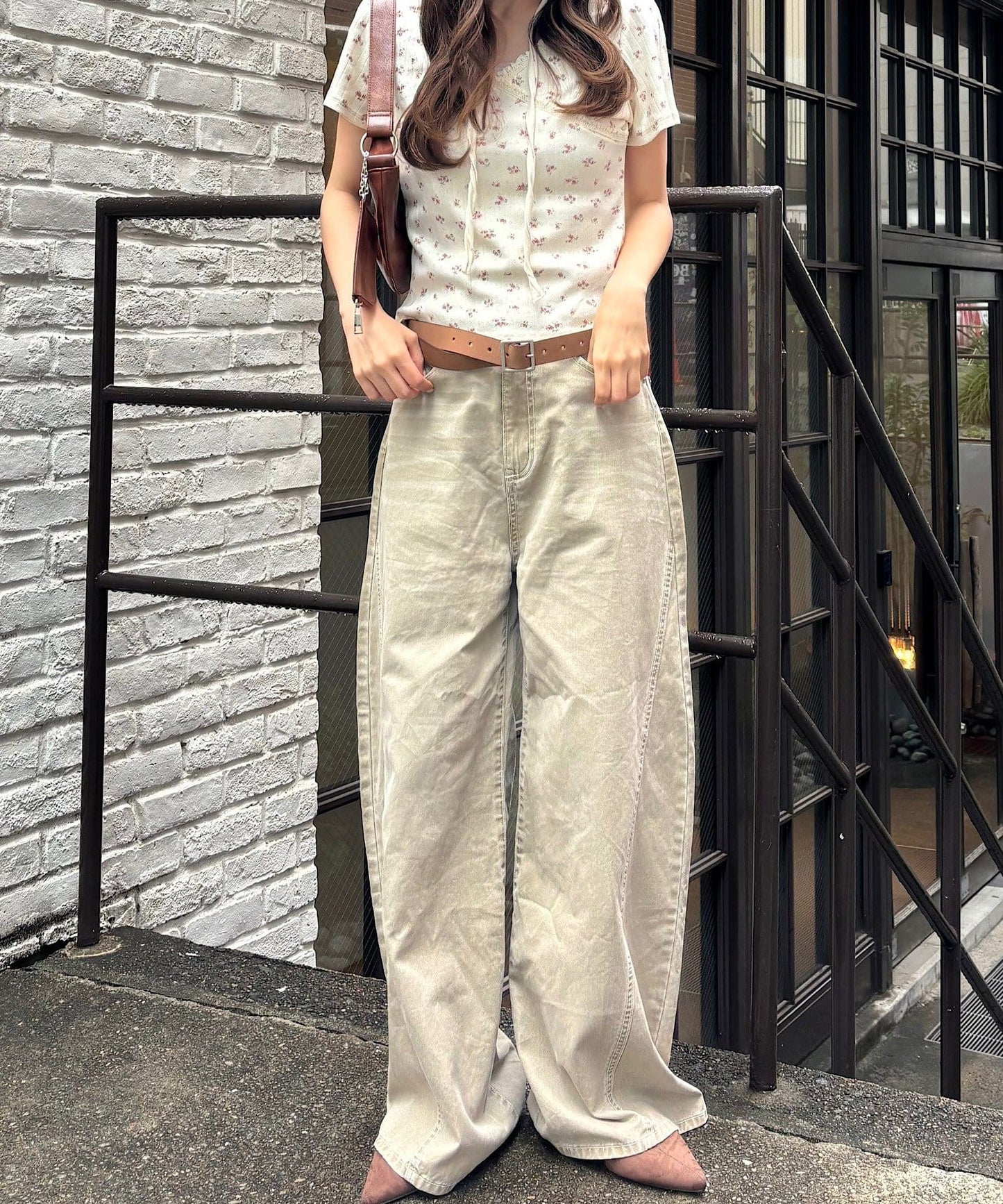 Kastane 羅紋V領Tee + Choker - Image 15