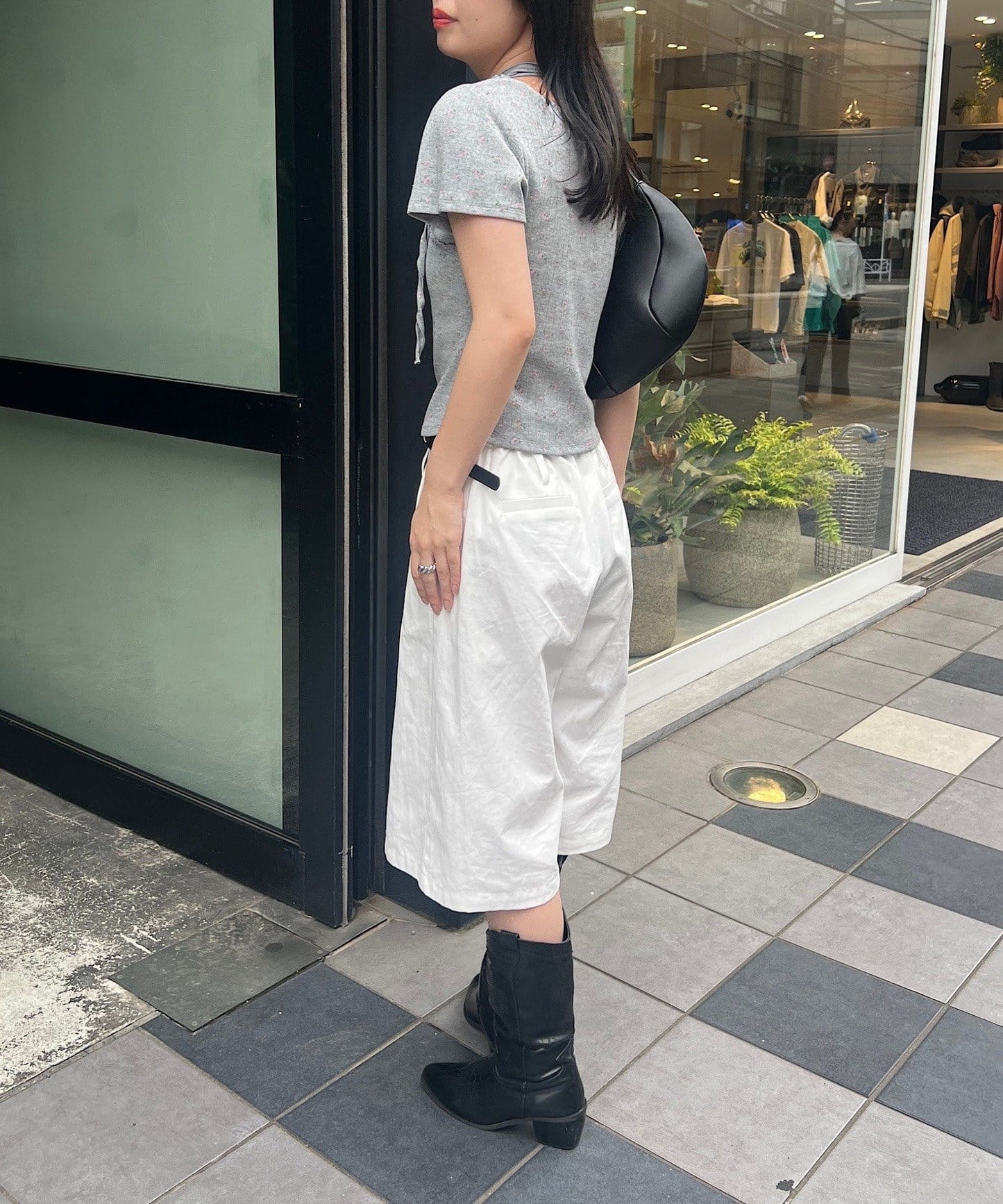 Kastane 羅紋V領Tee + Choker - Image 32