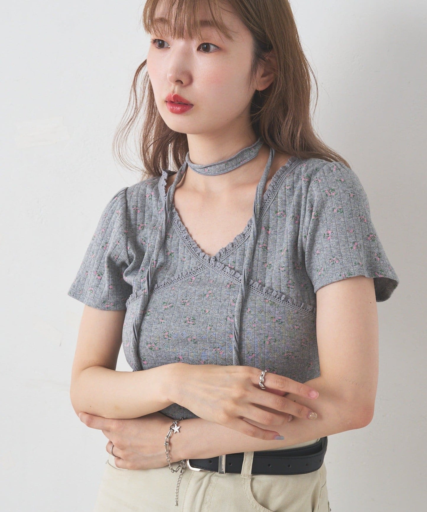 Kastane 羅紋V領Tee + Choker - Image 21
