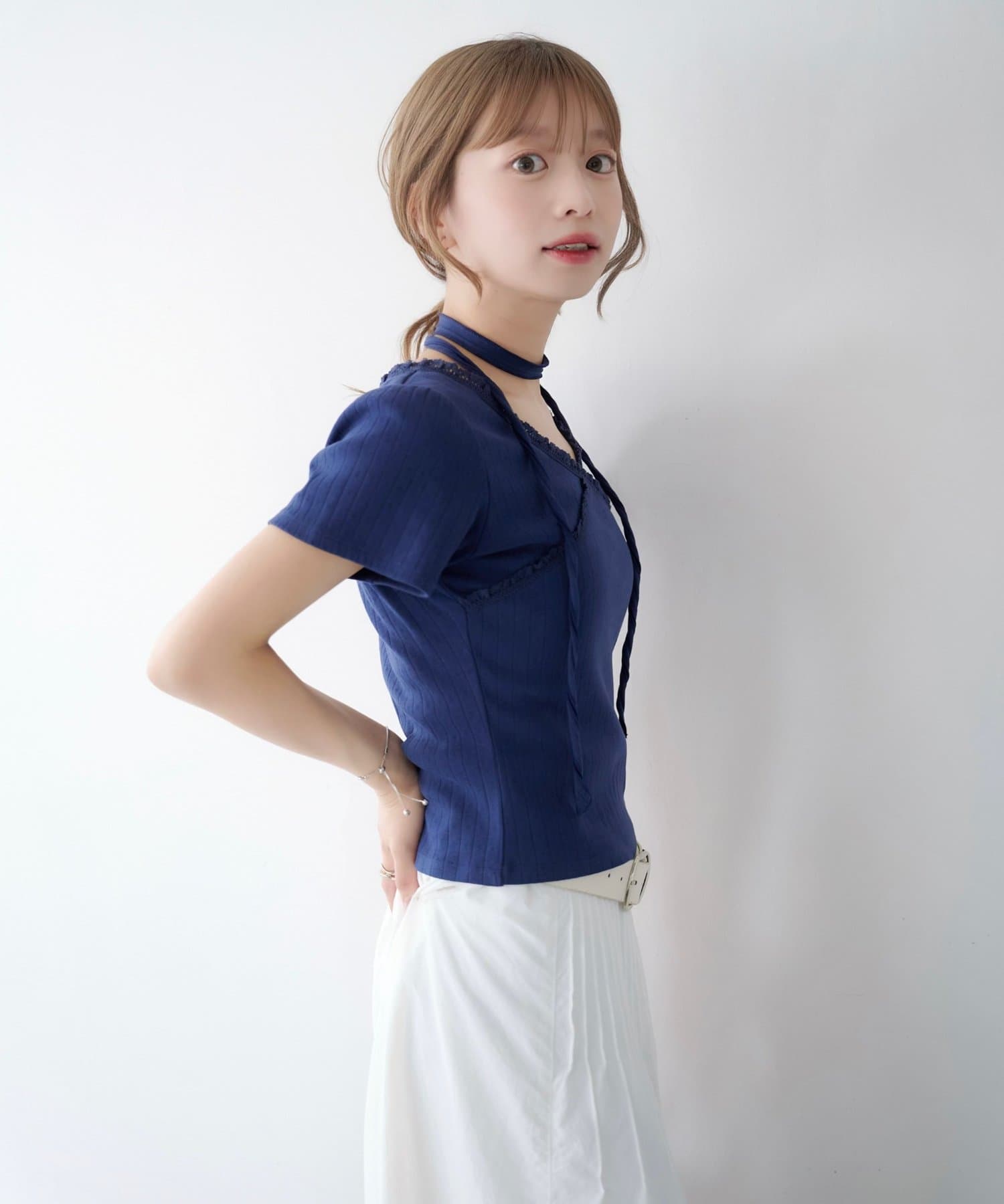Kastane 羅紋V領Tee + Choker - Image 41
