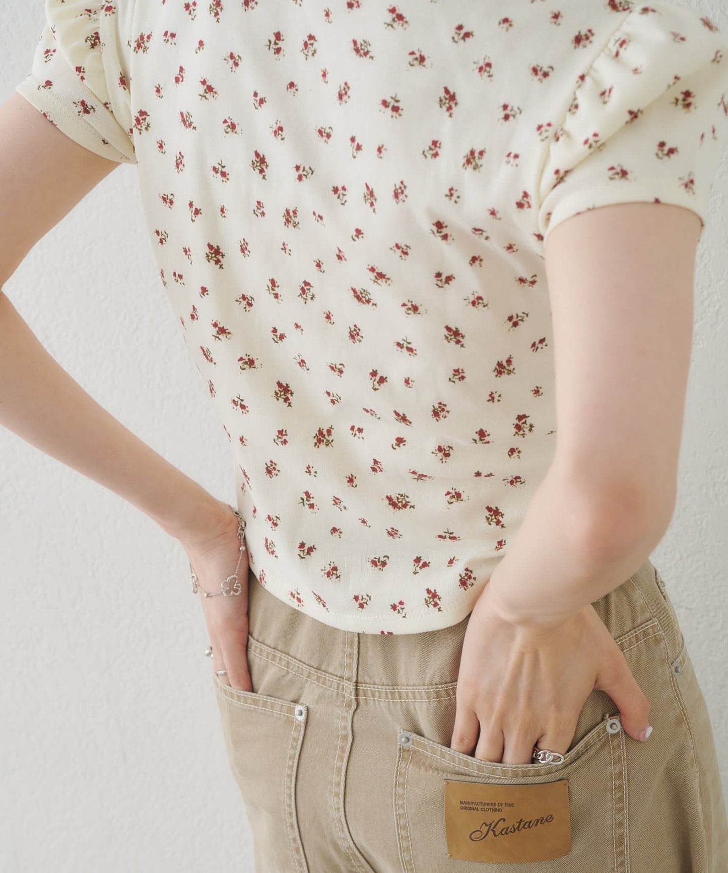 Kastane flower polo tee - Image 5
