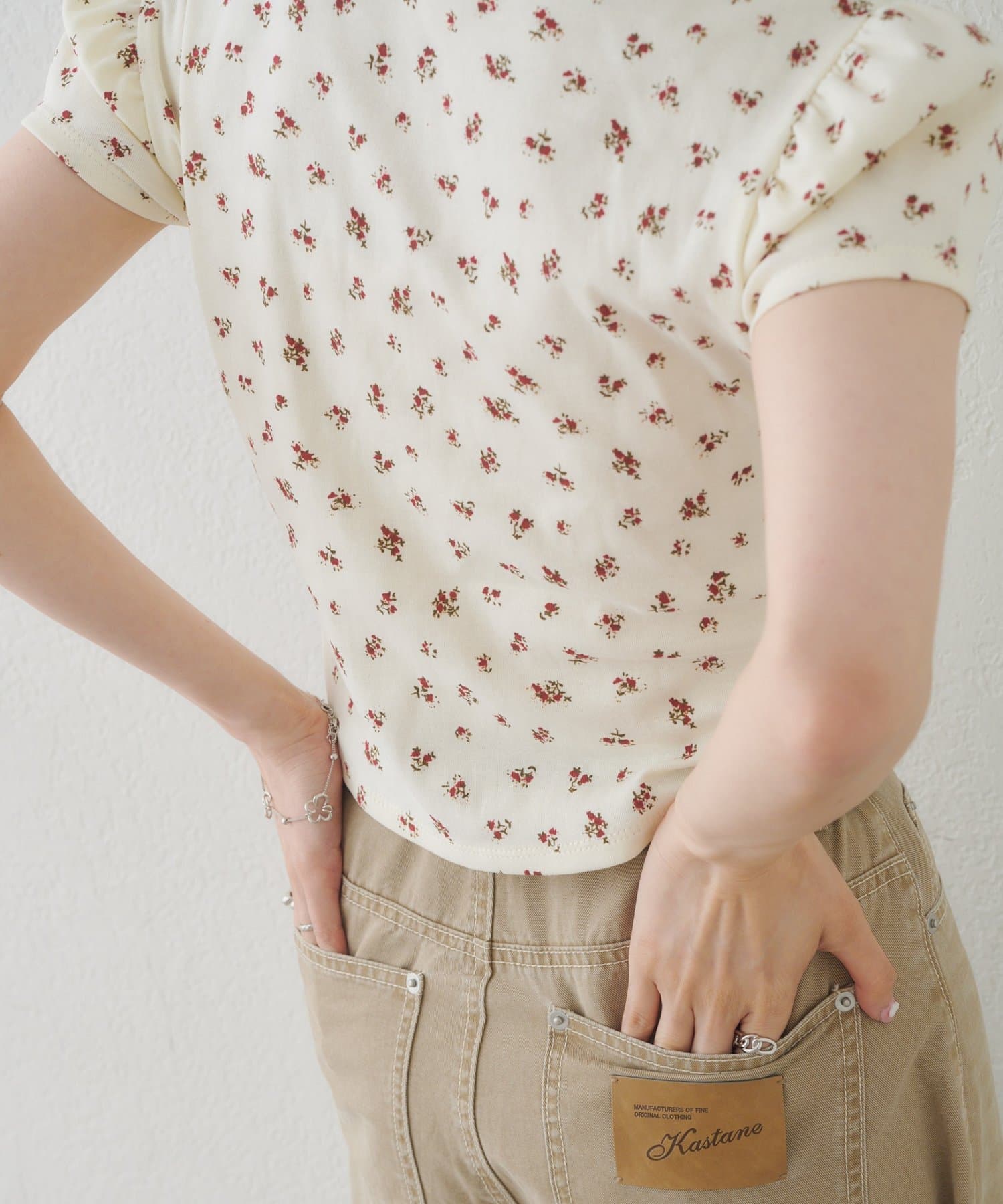 Kastane flower polo tee - Image 5