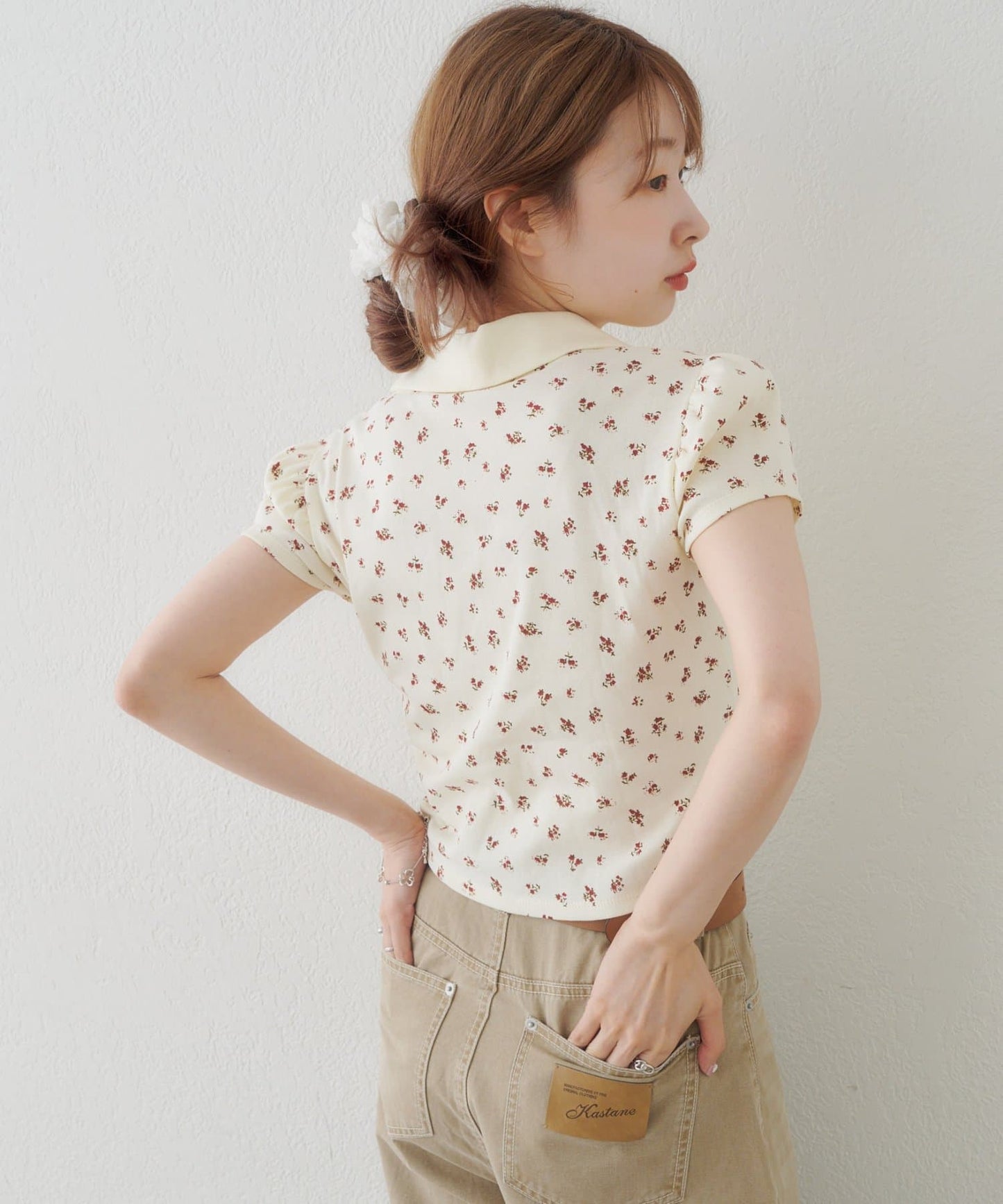 Kastane flower polo tee - Image 12