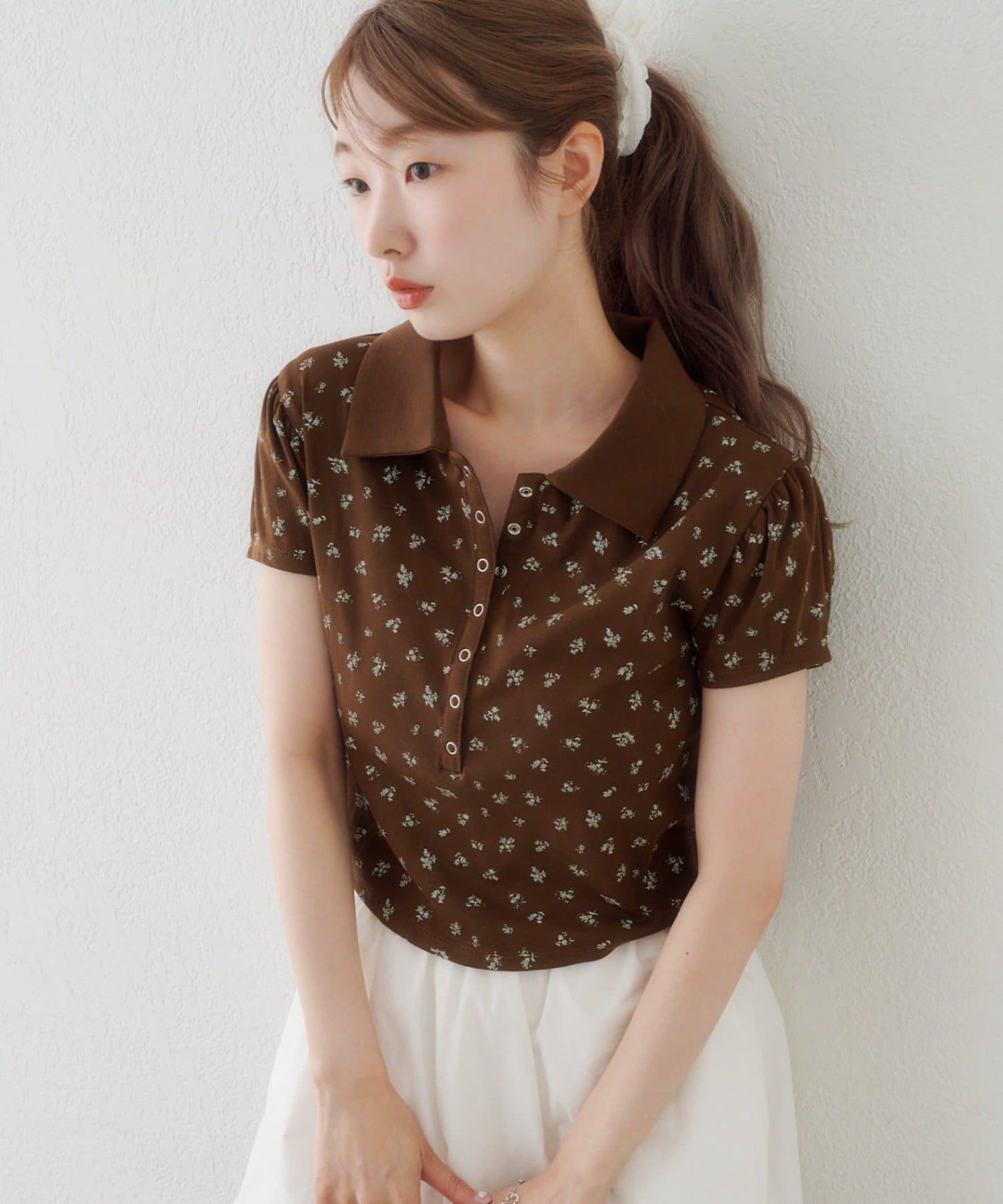 Kastane flower polo tee - Image 3