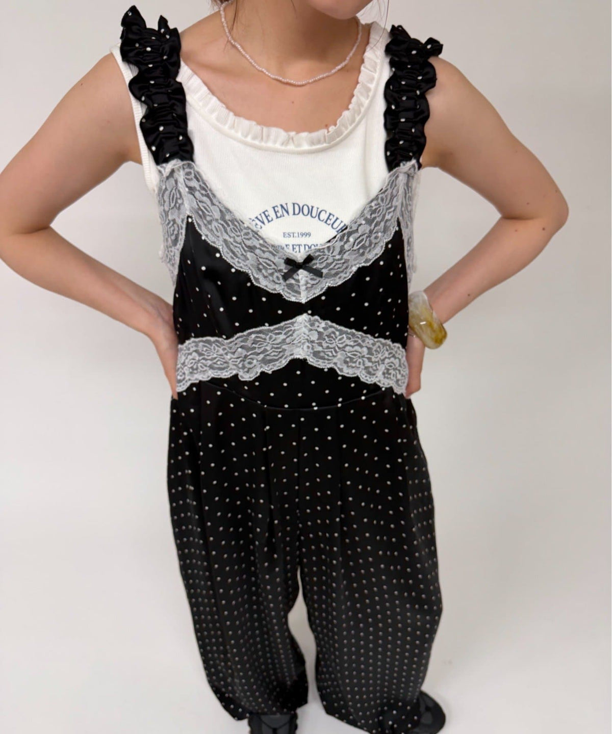 w closet 波點吊帶連身褲 - Image 7