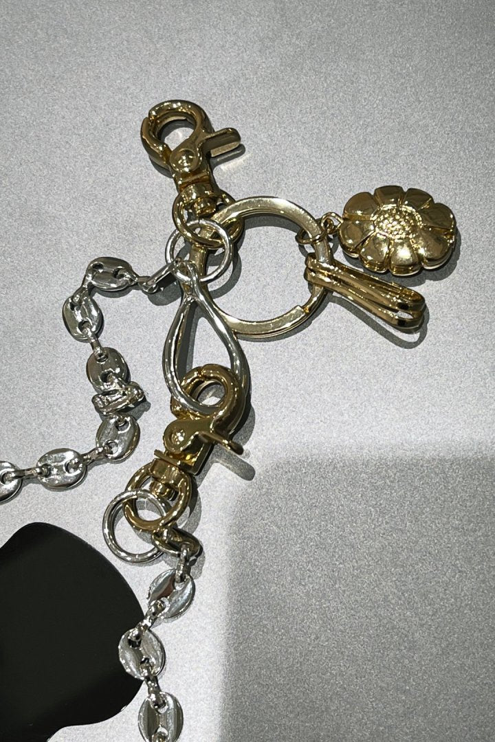 GOLDY Flower slim wallet chain - Image 22
