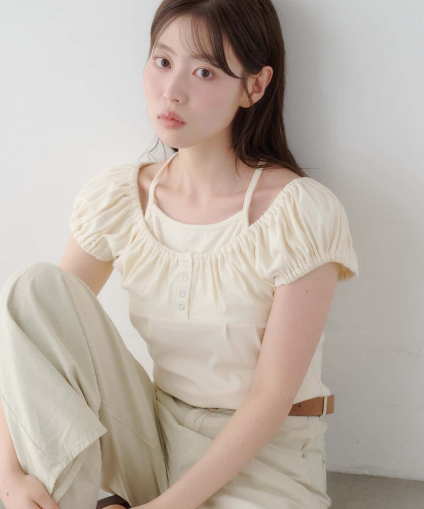 Kastane 羅紋修身掛脖露背Henley Tee - Image 5