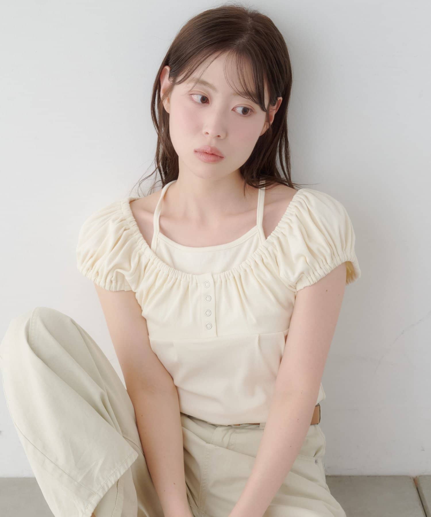 Kastane 羅紋修身掛脖露背Henley Tee - Image 6