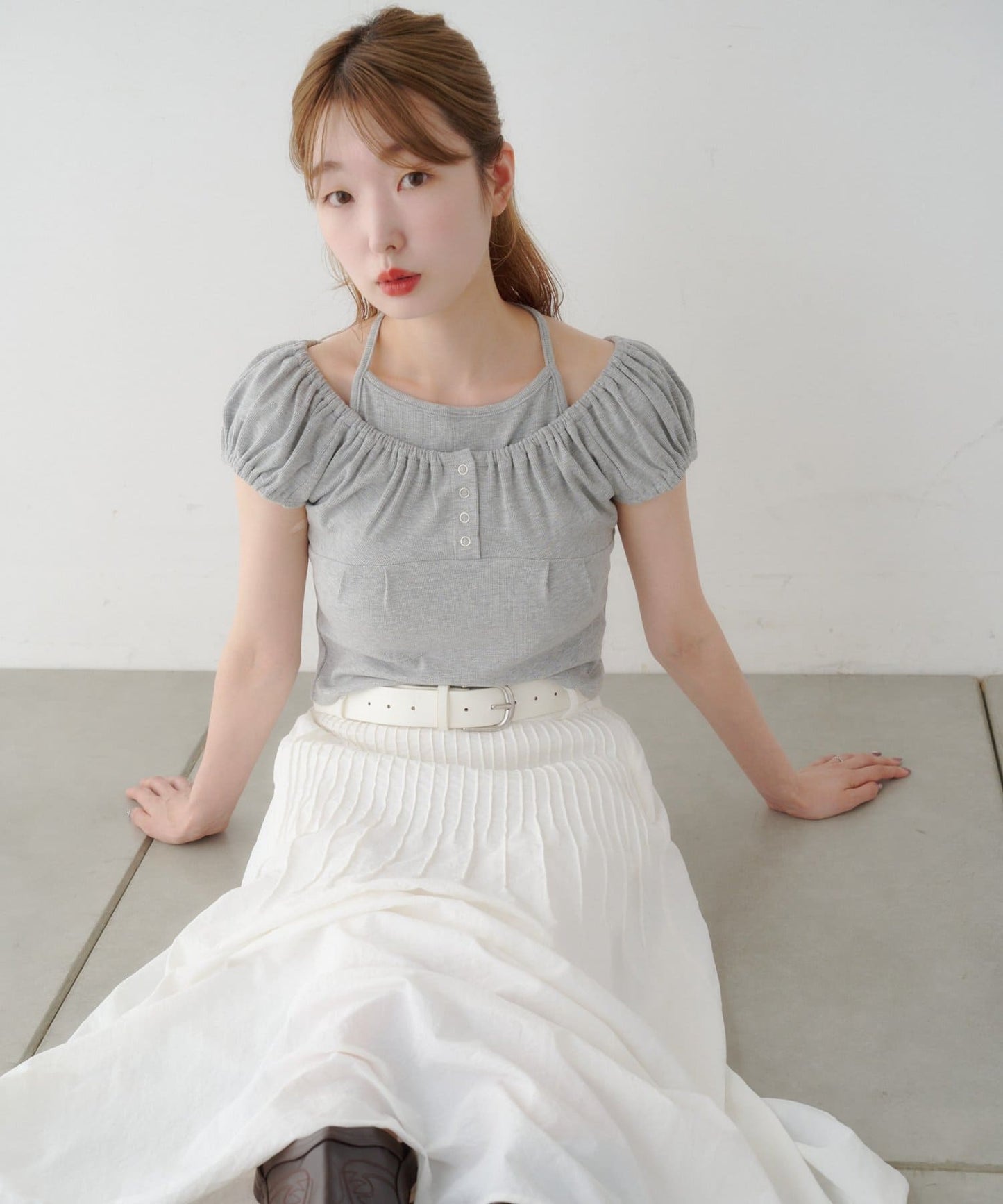 Kastane 羅紋修身掛脖露背Henley Tee - Image 37