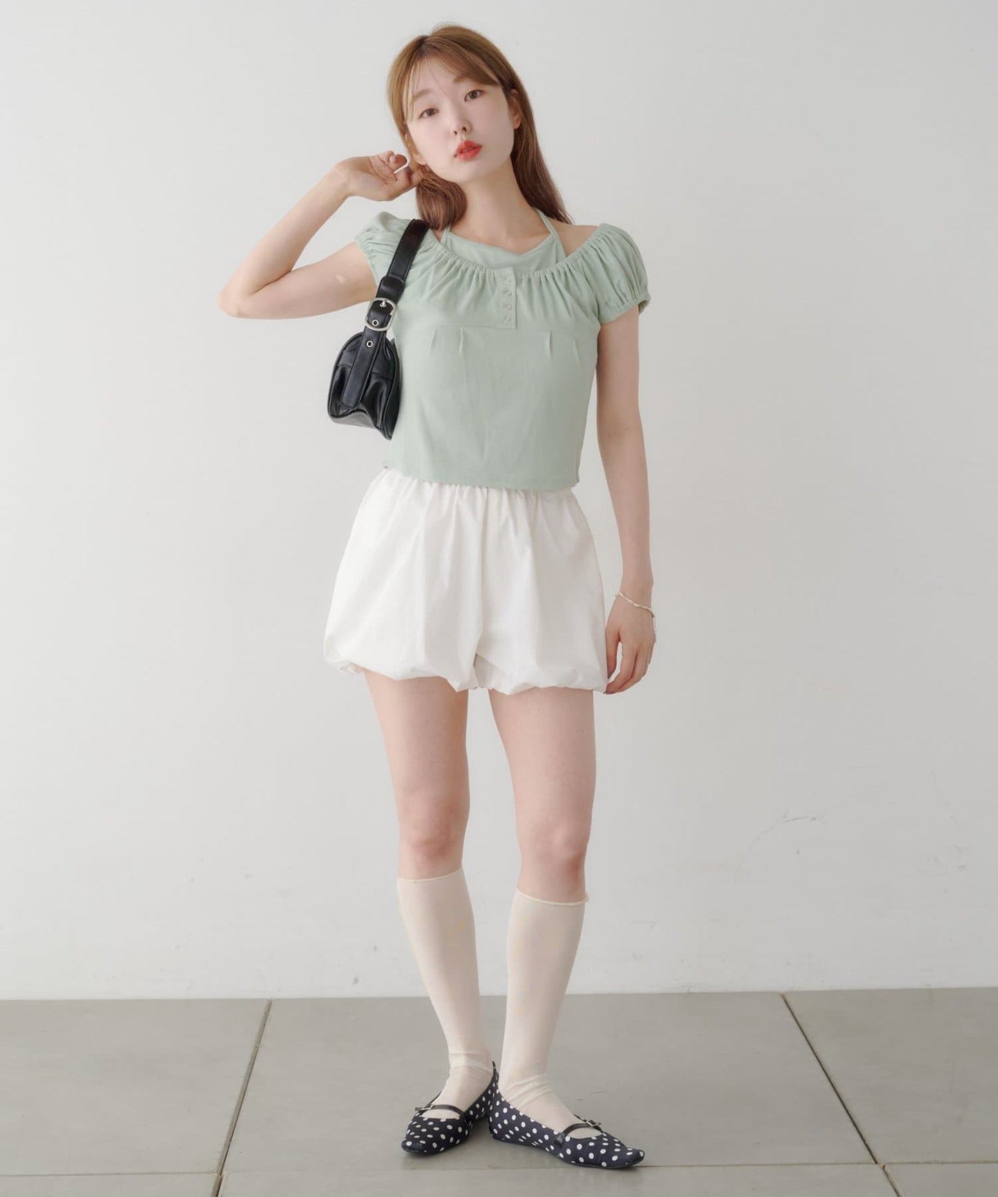 Kastane 羅紋修身掛脖露背Henley Tee - Image 52