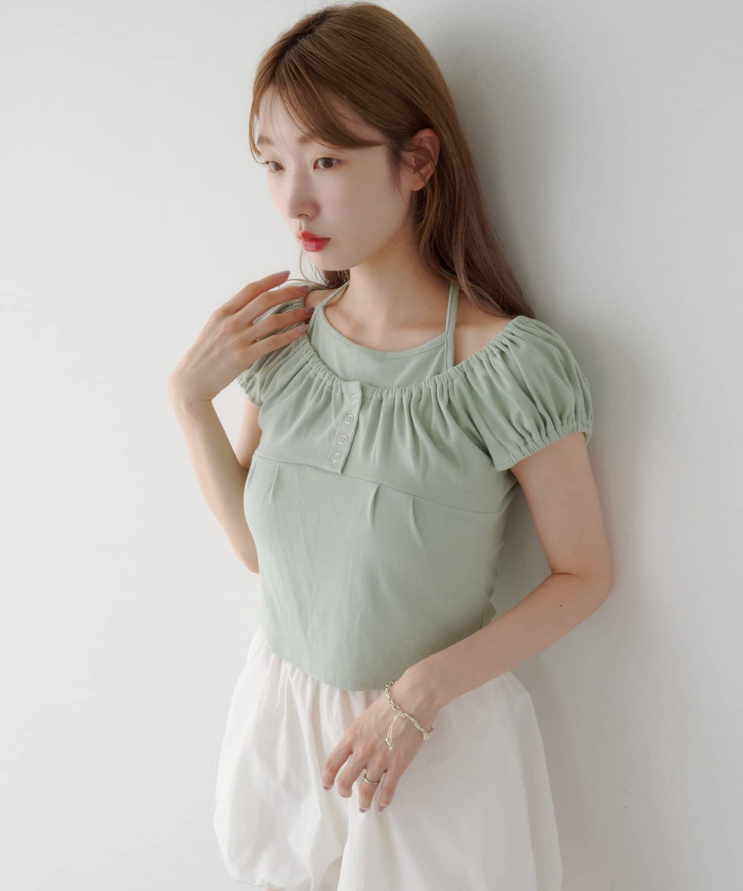 Kastane 羅紋修身掛脖露背Henley Tee - Image 45