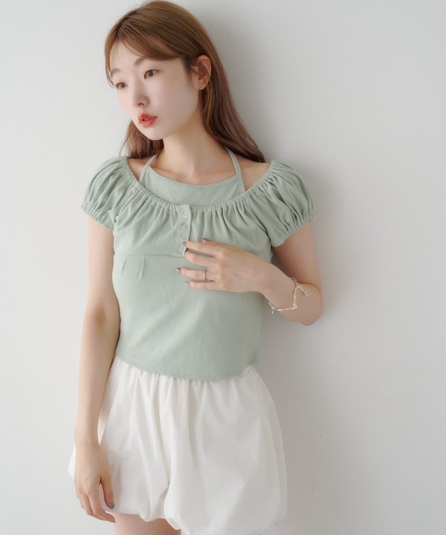 Kastane 羅紋修身掛脖露背Henley Tee - Image 46