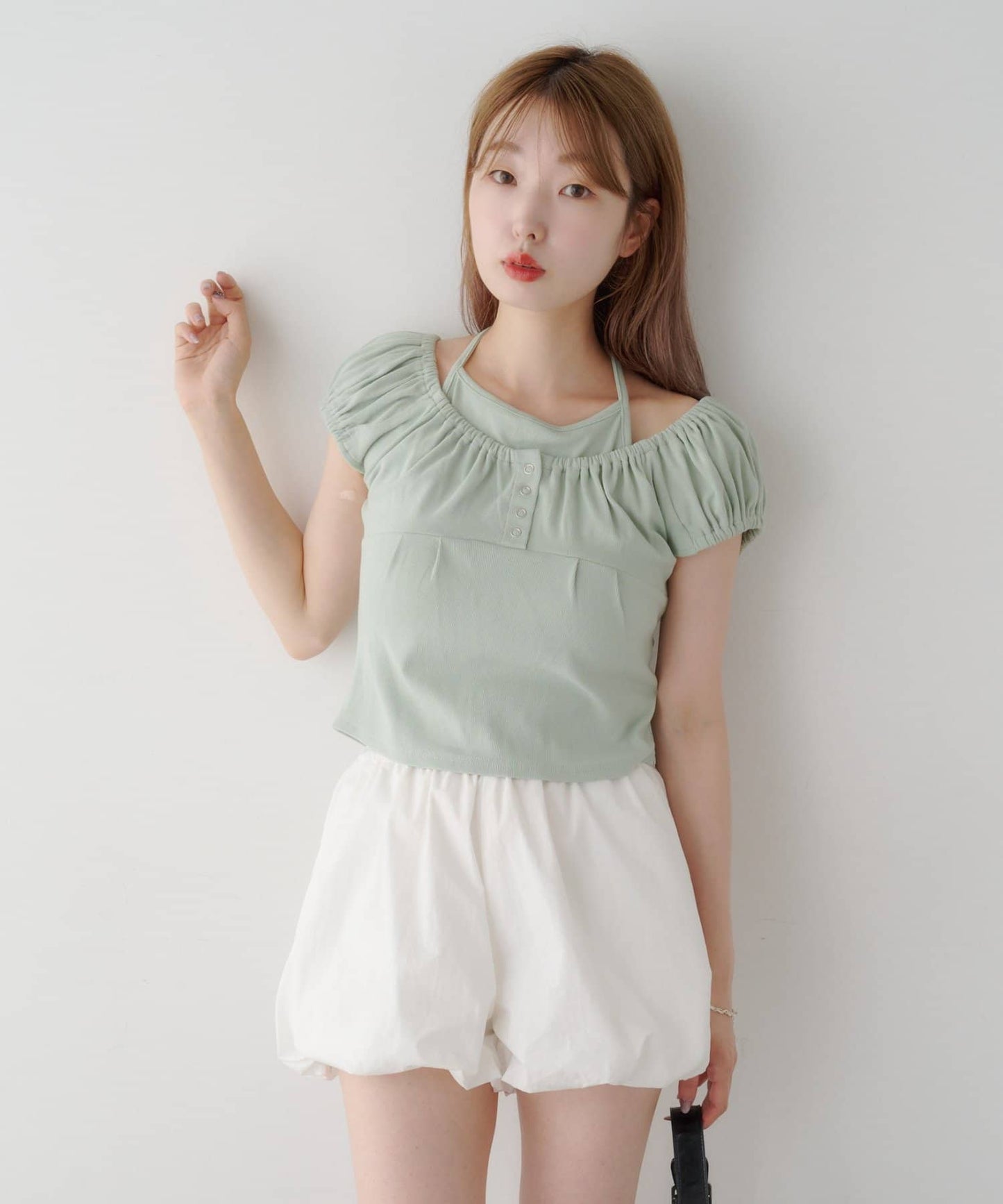 Kastane 羅紋修身掛脖露背Henley Tee - Image 47