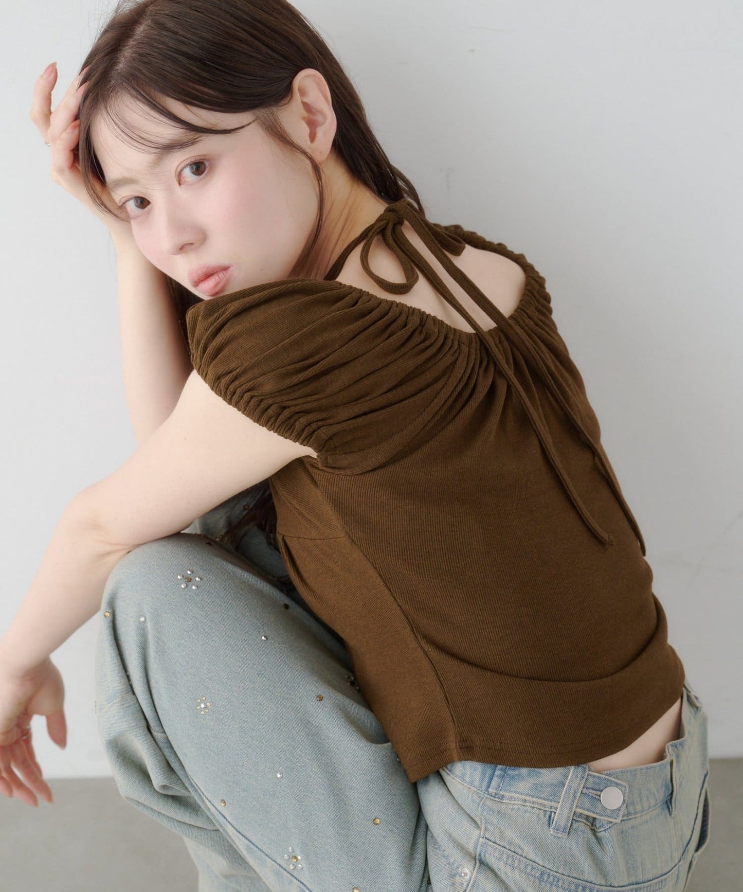 Kastane 羅紋修身掛脖露背Henley Tee - Image 55