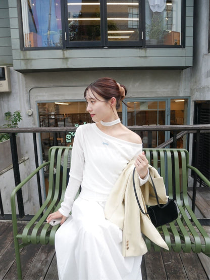 mystic one shoulder top