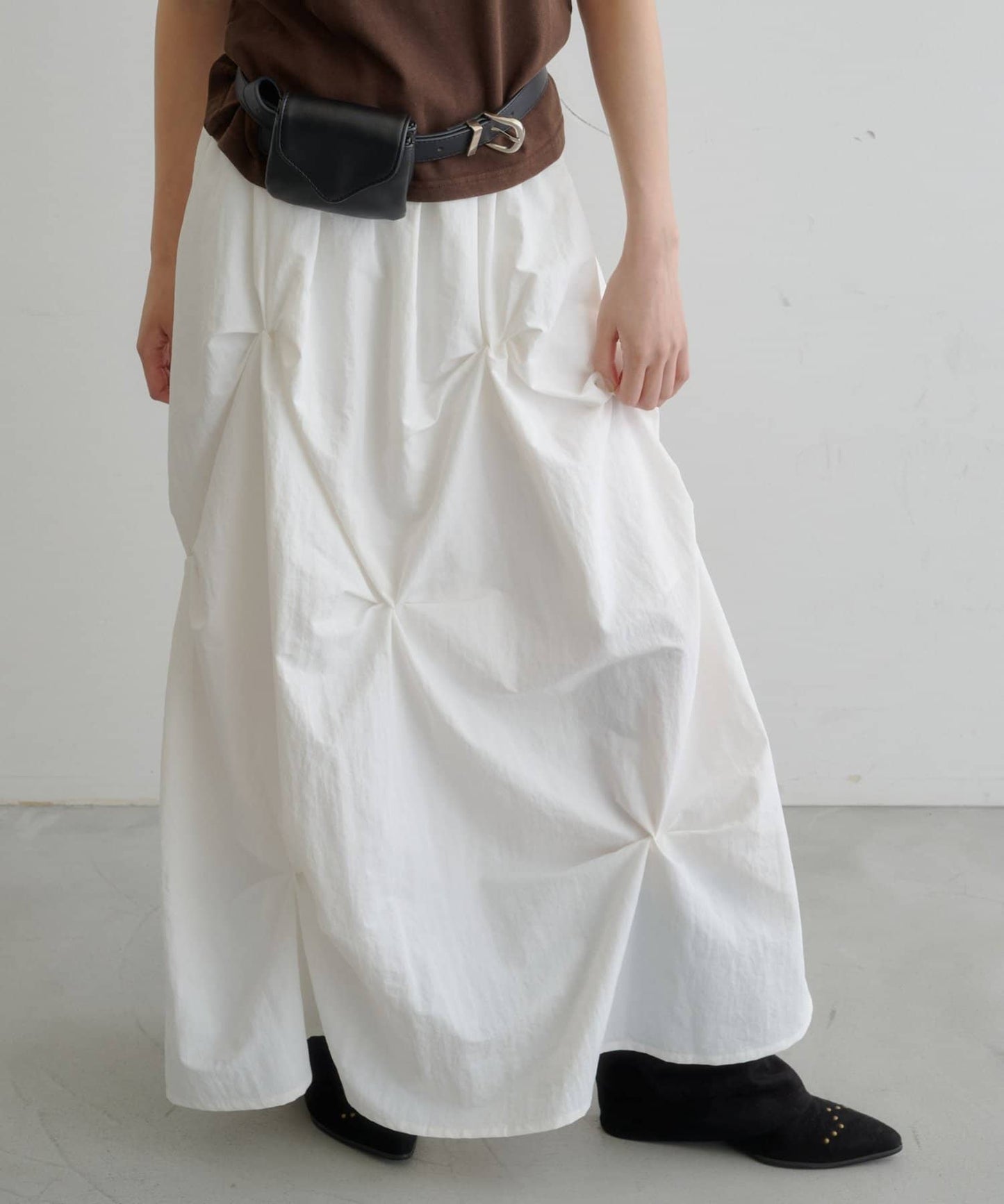 Kastane Flower Tuck Long Skirt - Image 7