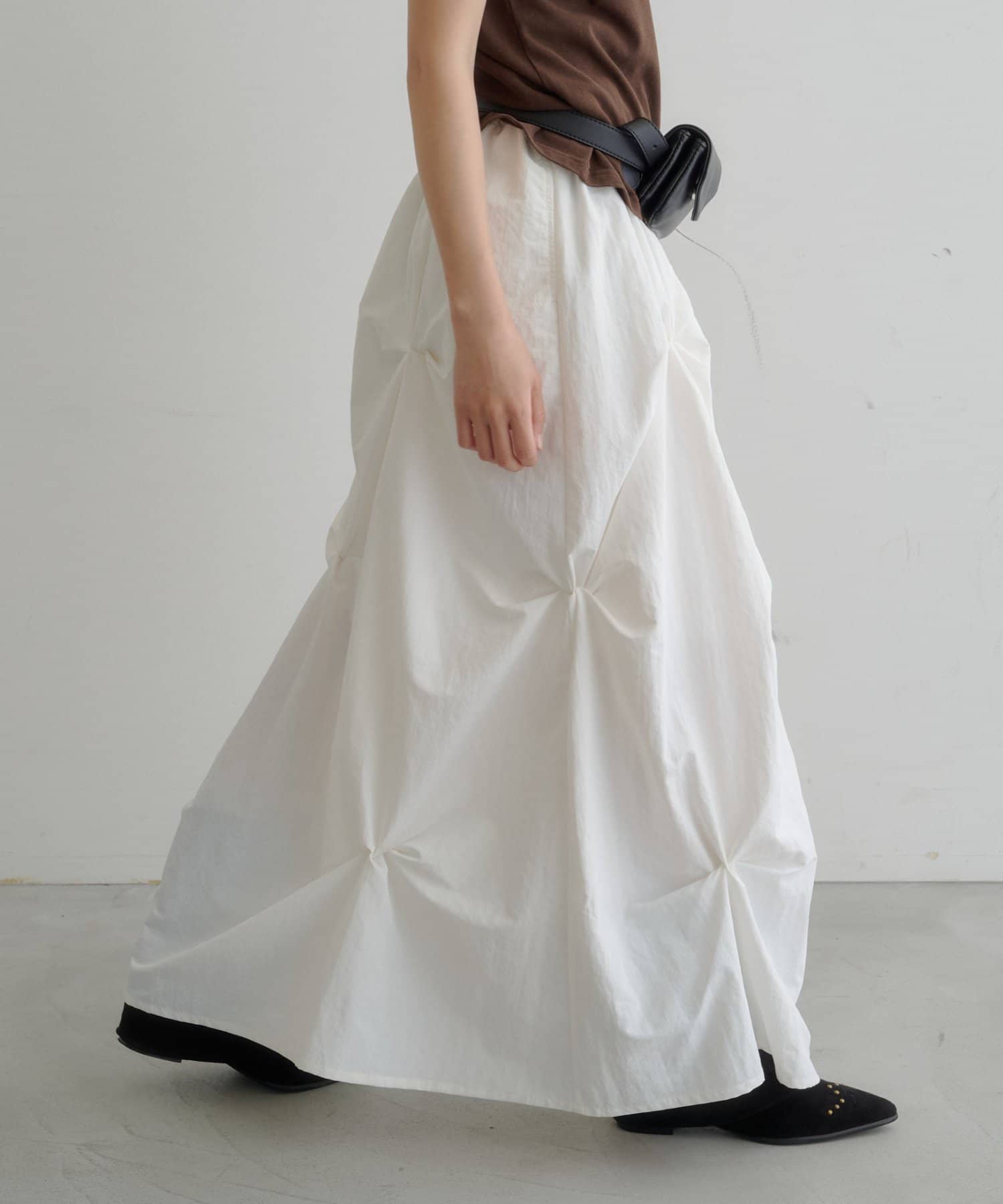Kastane Flower Tuck Long Skirt - Image 8