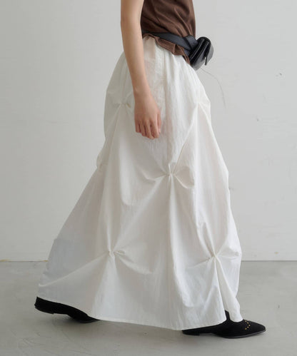 Kastane Flower Tuck Long Skirt - Image 8