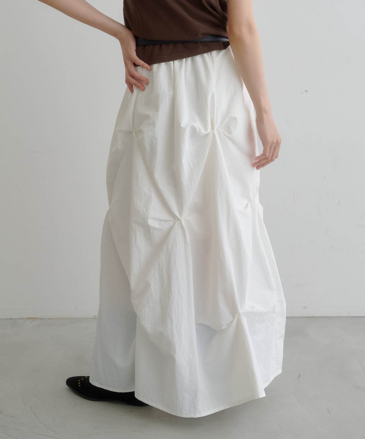Kastane Flower Tuck Long Skirt - Image 10