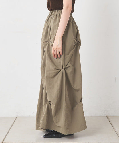 Kastane Flower Tuck Long Skirt - Image 25