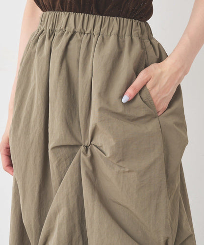 Kastane Flower Tuck Long Skirt - Image 23