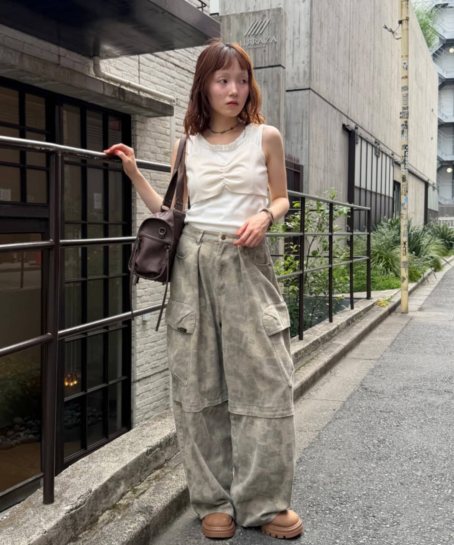 w closet 麂皮蝴蝶結吊帶背心 - Image 5