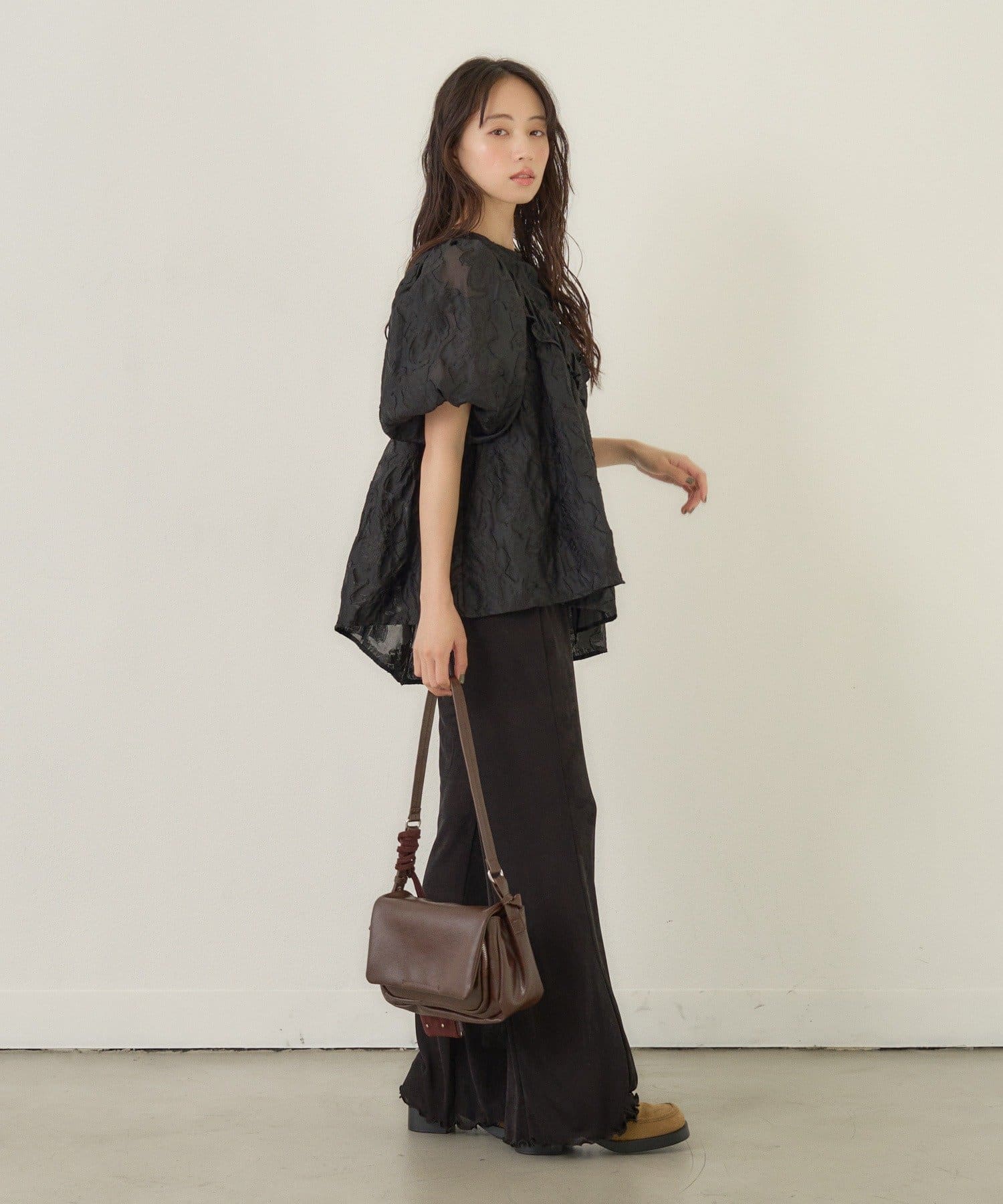 kastane Frill sash blouse - Image 22