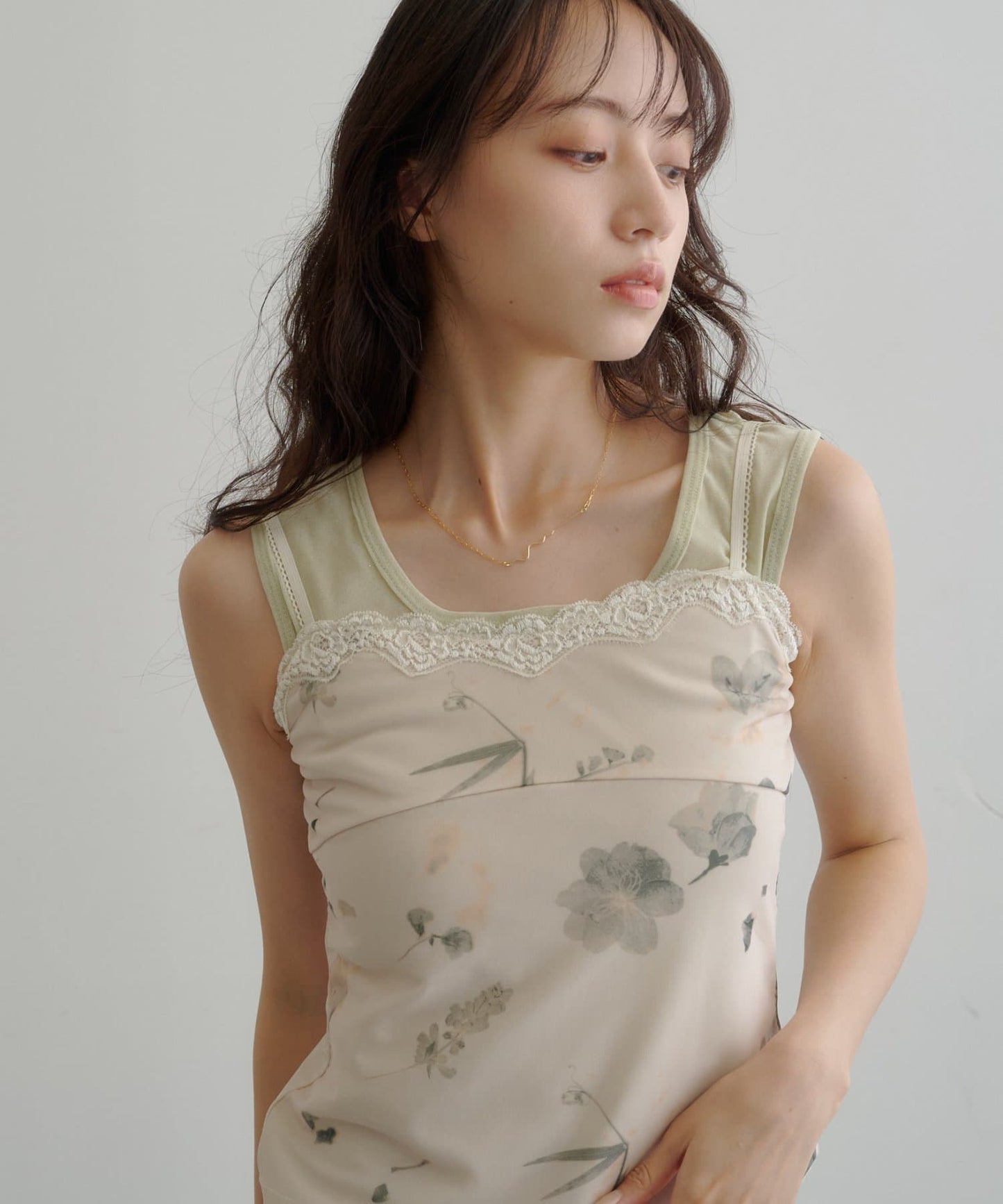 Kastane flower lace 彈性吊帶背心 - Image 2