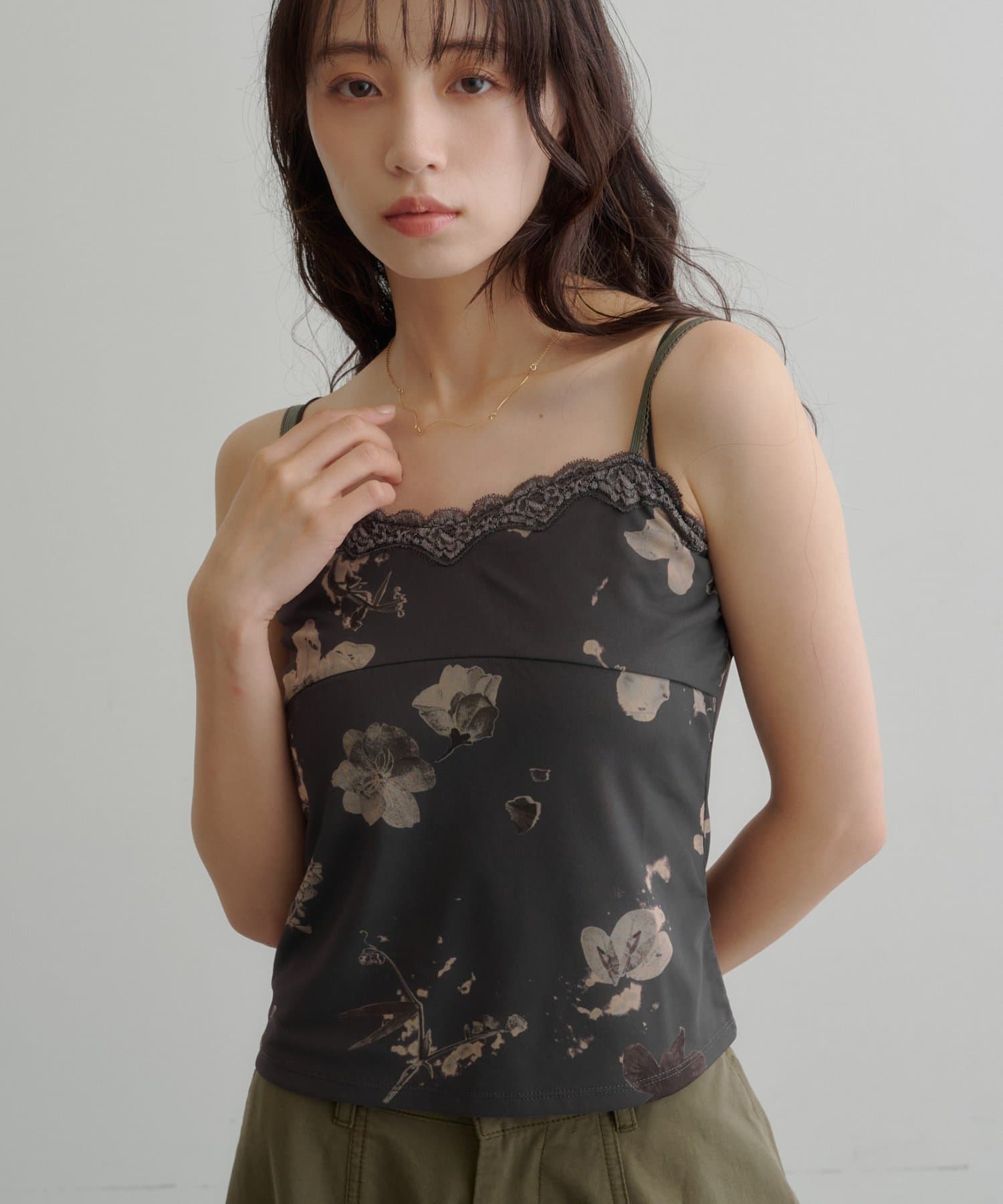 Kastane flower lace 彈性吊帶背心 - Image 5