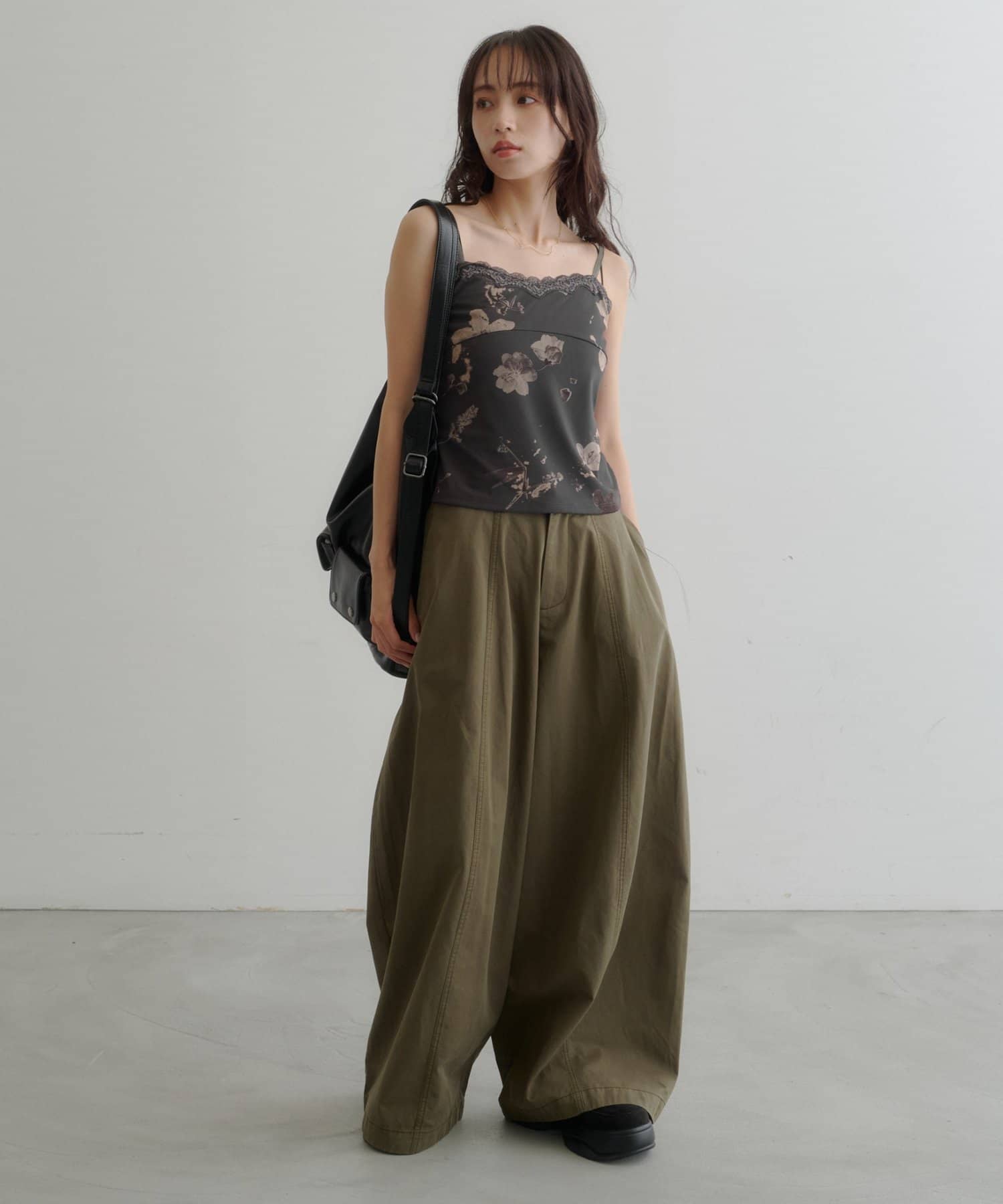 Kastane flower lace 彈性吊帶背心 - Image 9