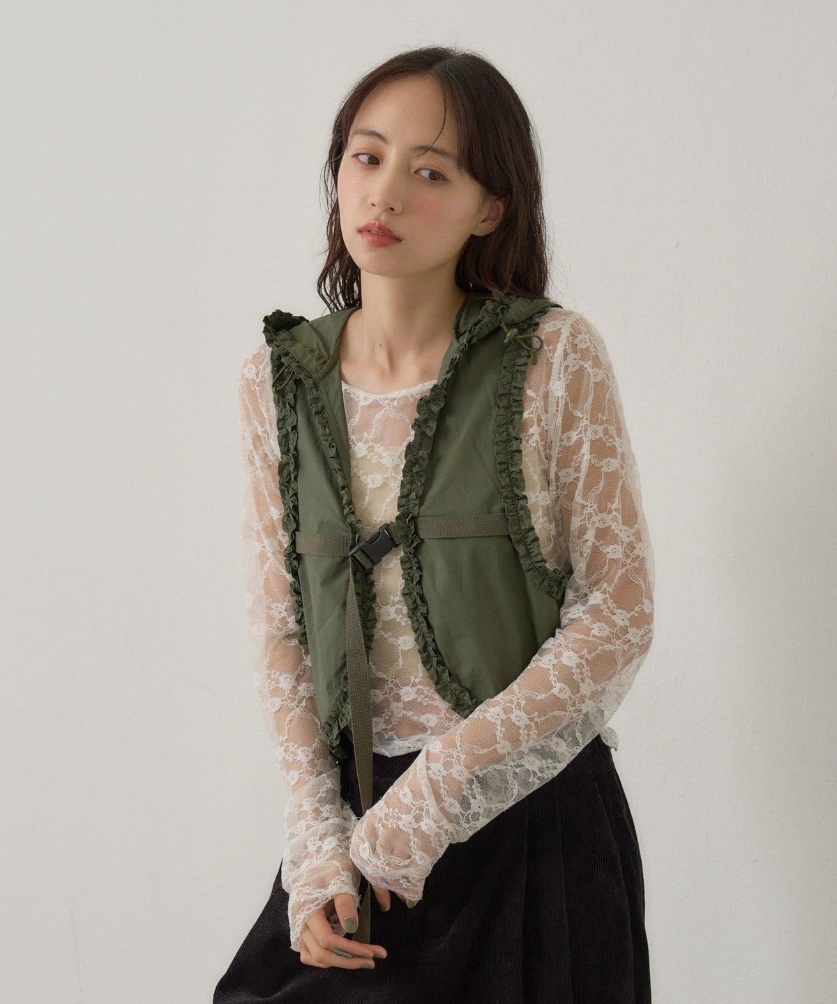 Kastane limited frill vest - Image 11
