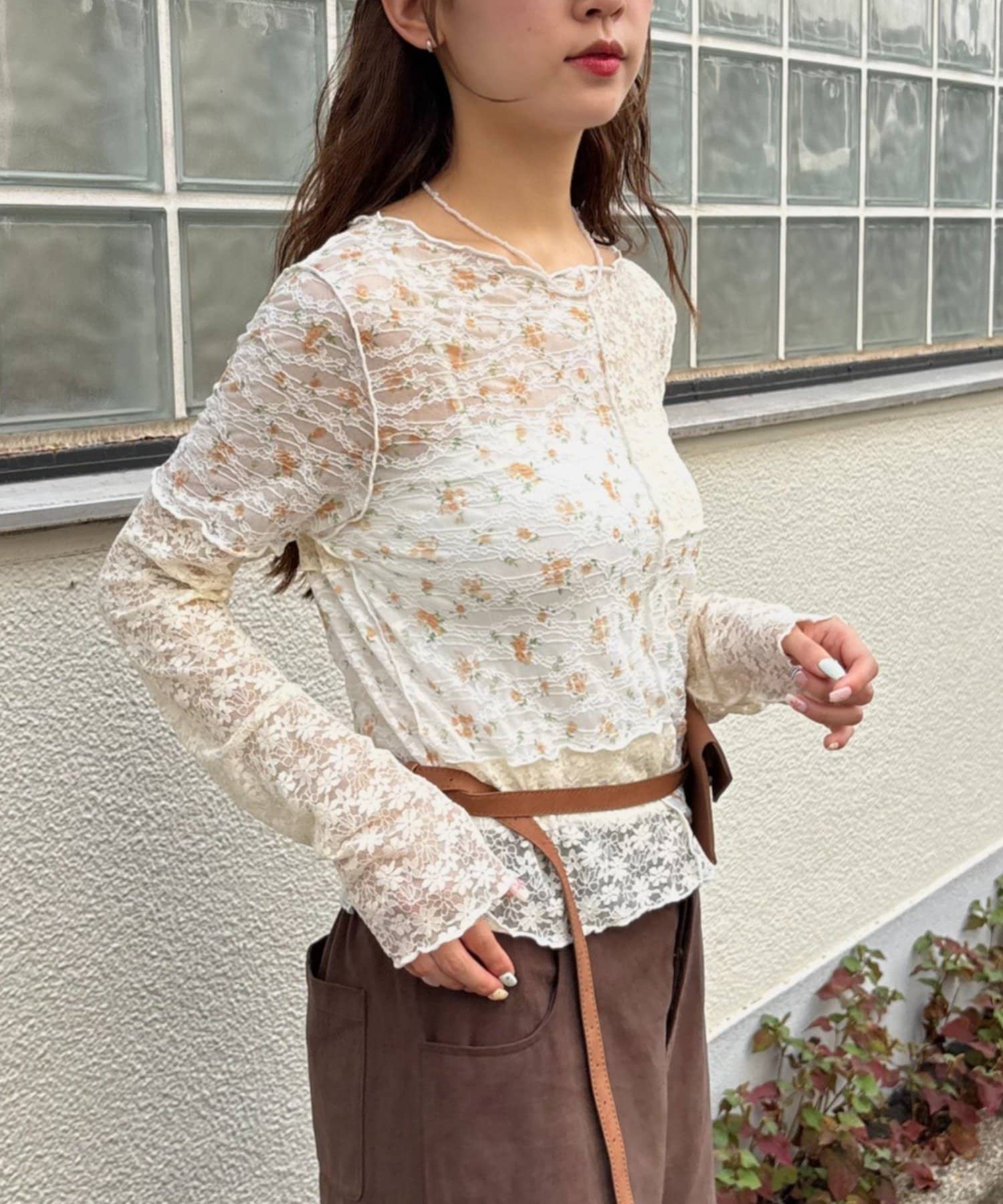 w closet floral lace tee - Image 5