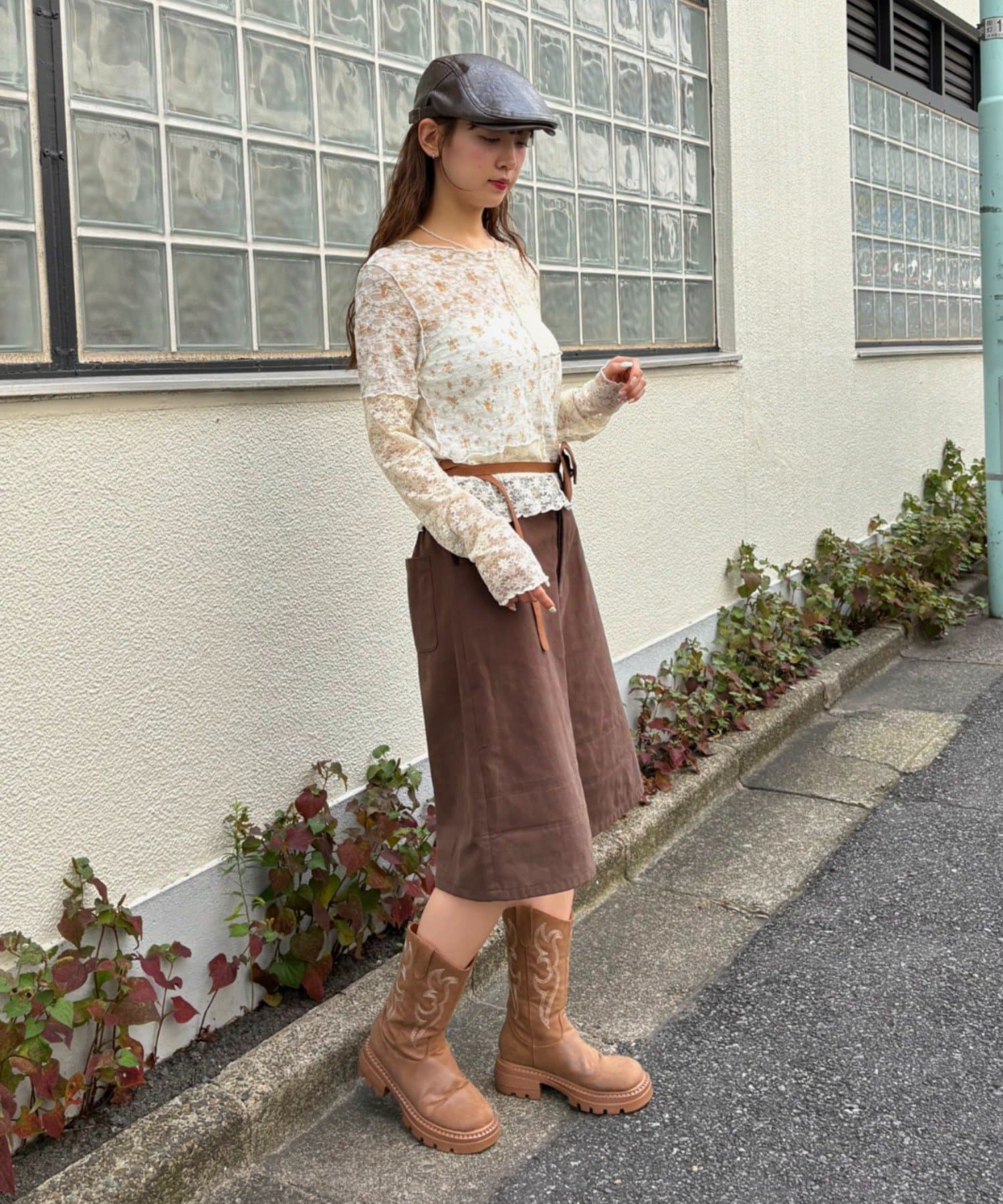 w closet floral lace tee - Image 7