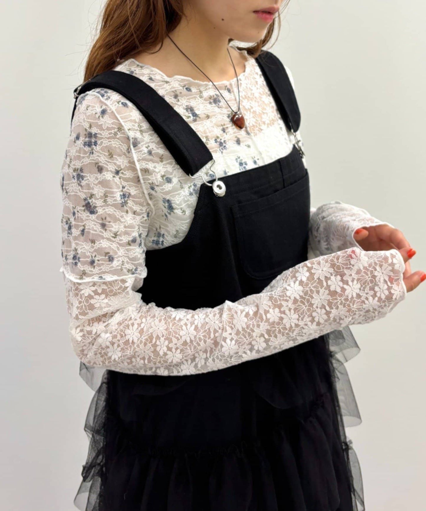 w closet floral lace tee - Image 11
