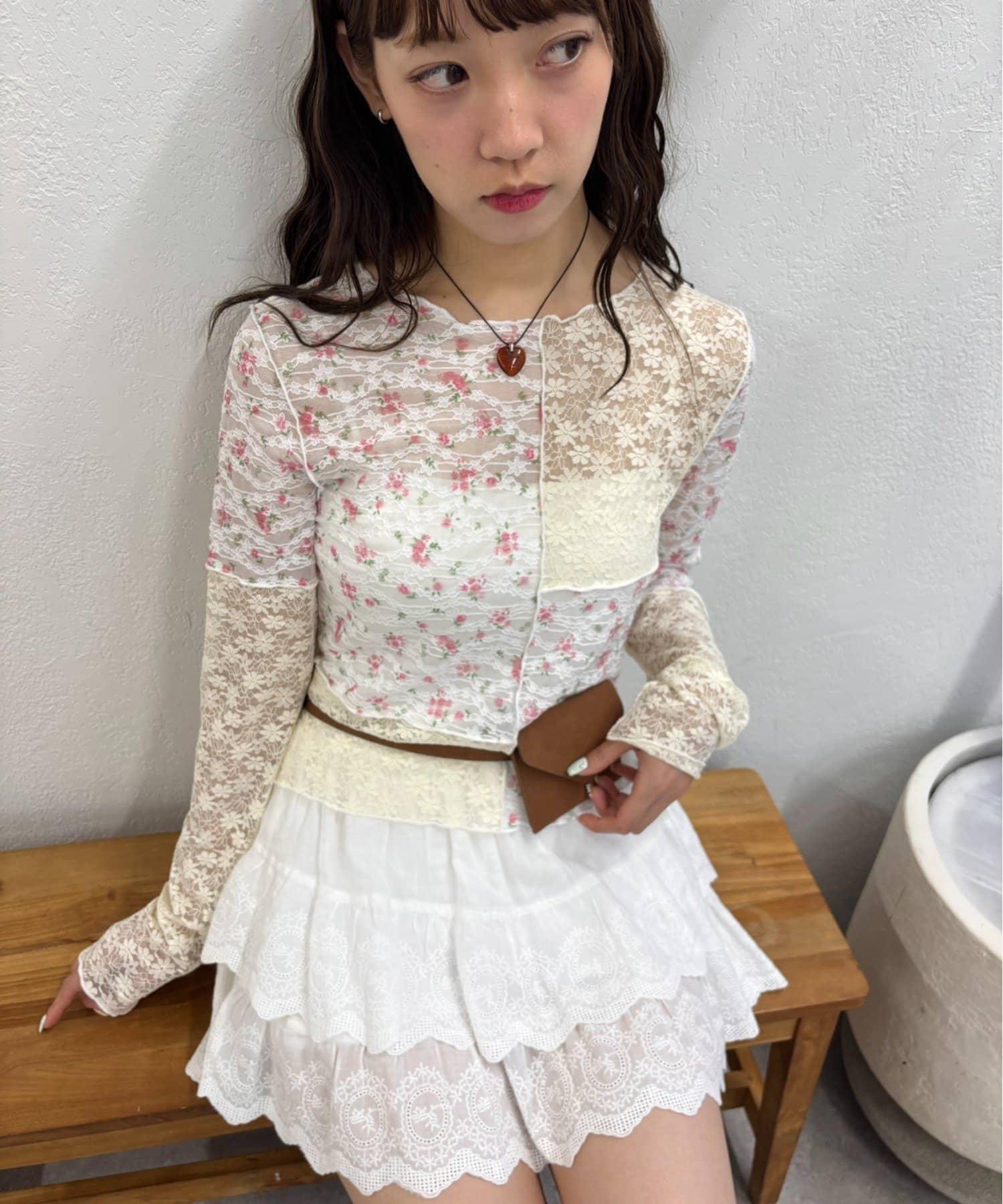 w closet floral lace tee - Image 1