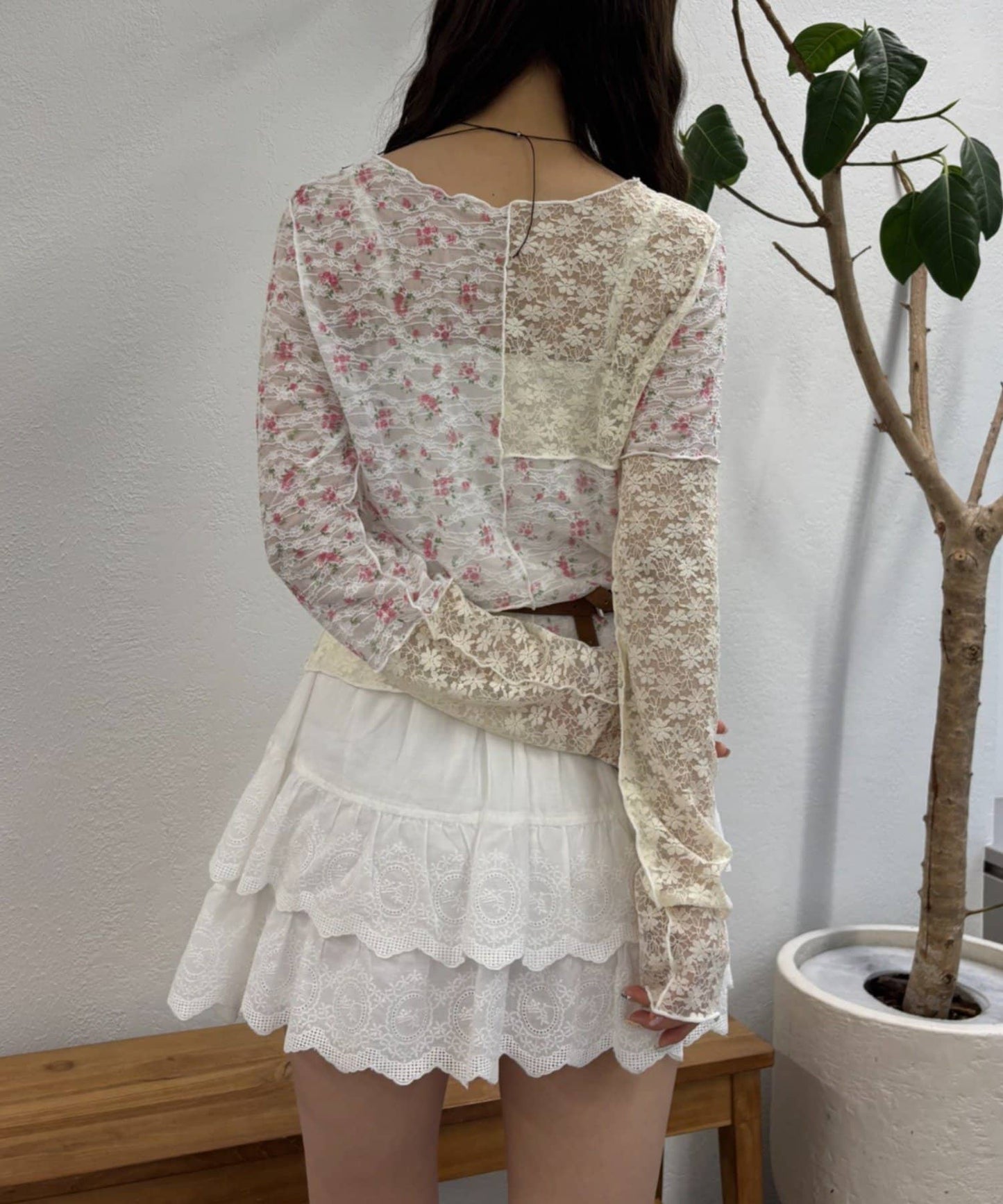 w closet floral lace tee - Image 19