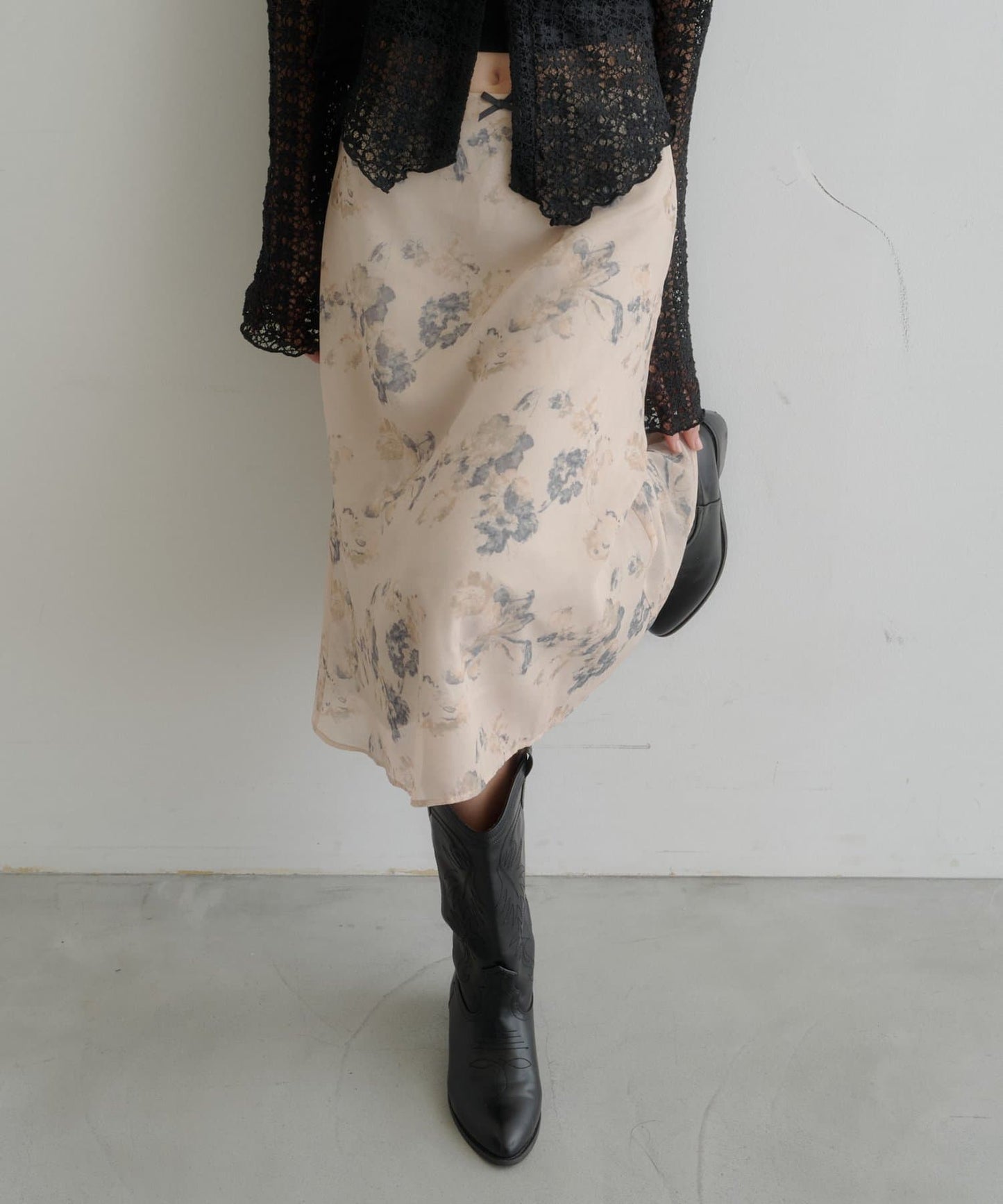 Kastane light and airy tulle midi skirt - Image 13