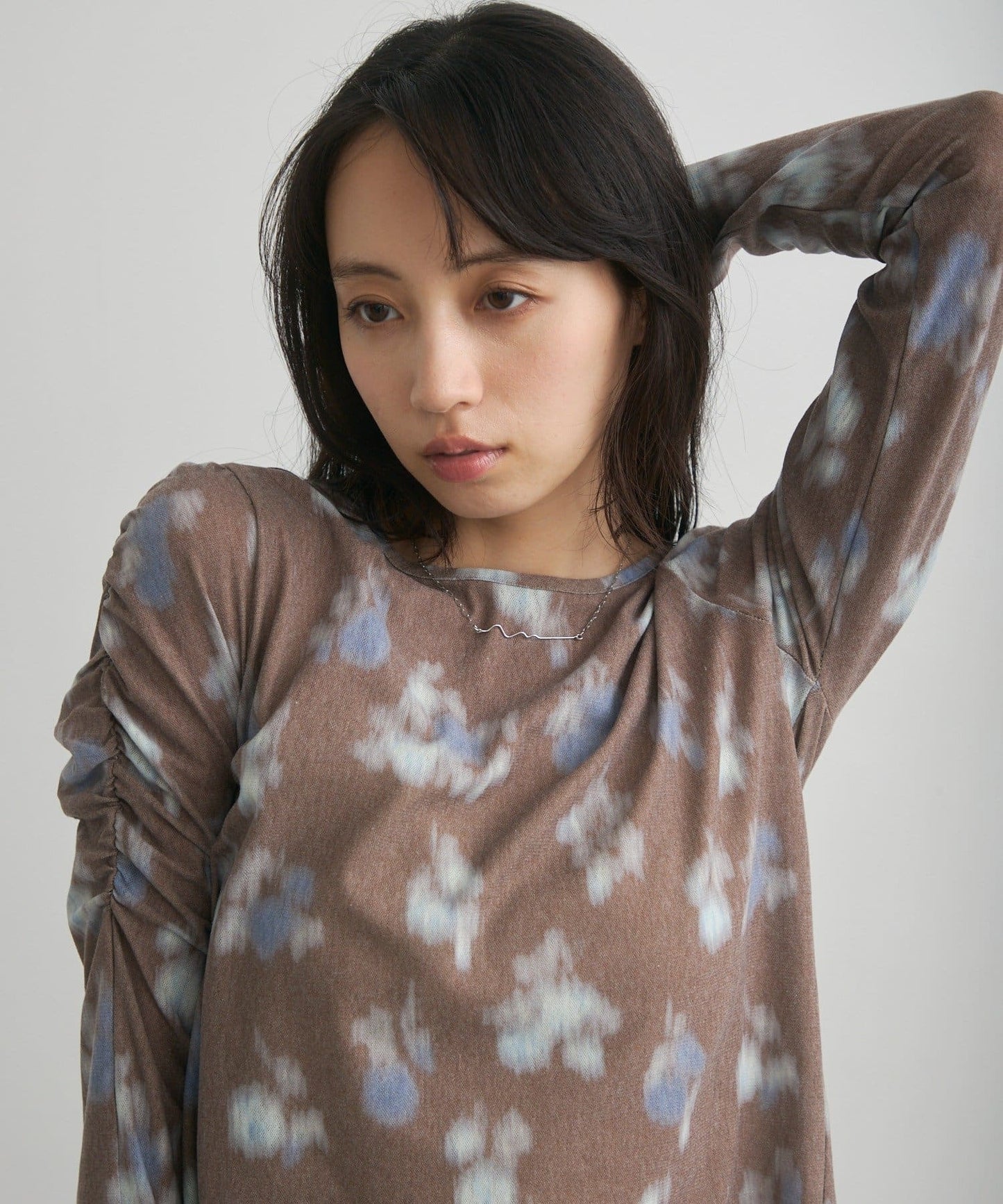 Kastane light and smooth sheer top - Image 23