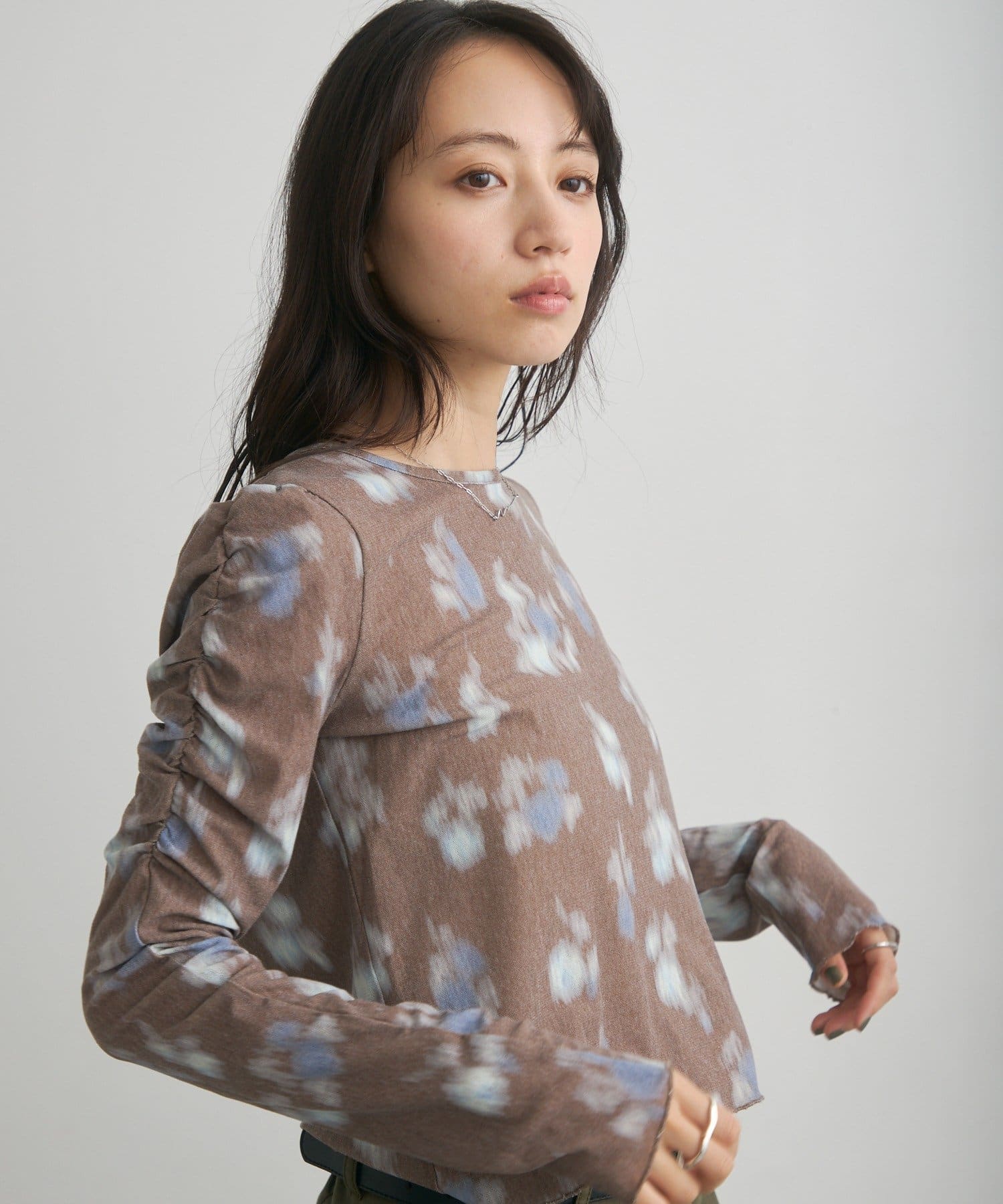 Kastane light and smooth sheer top - Image 27
