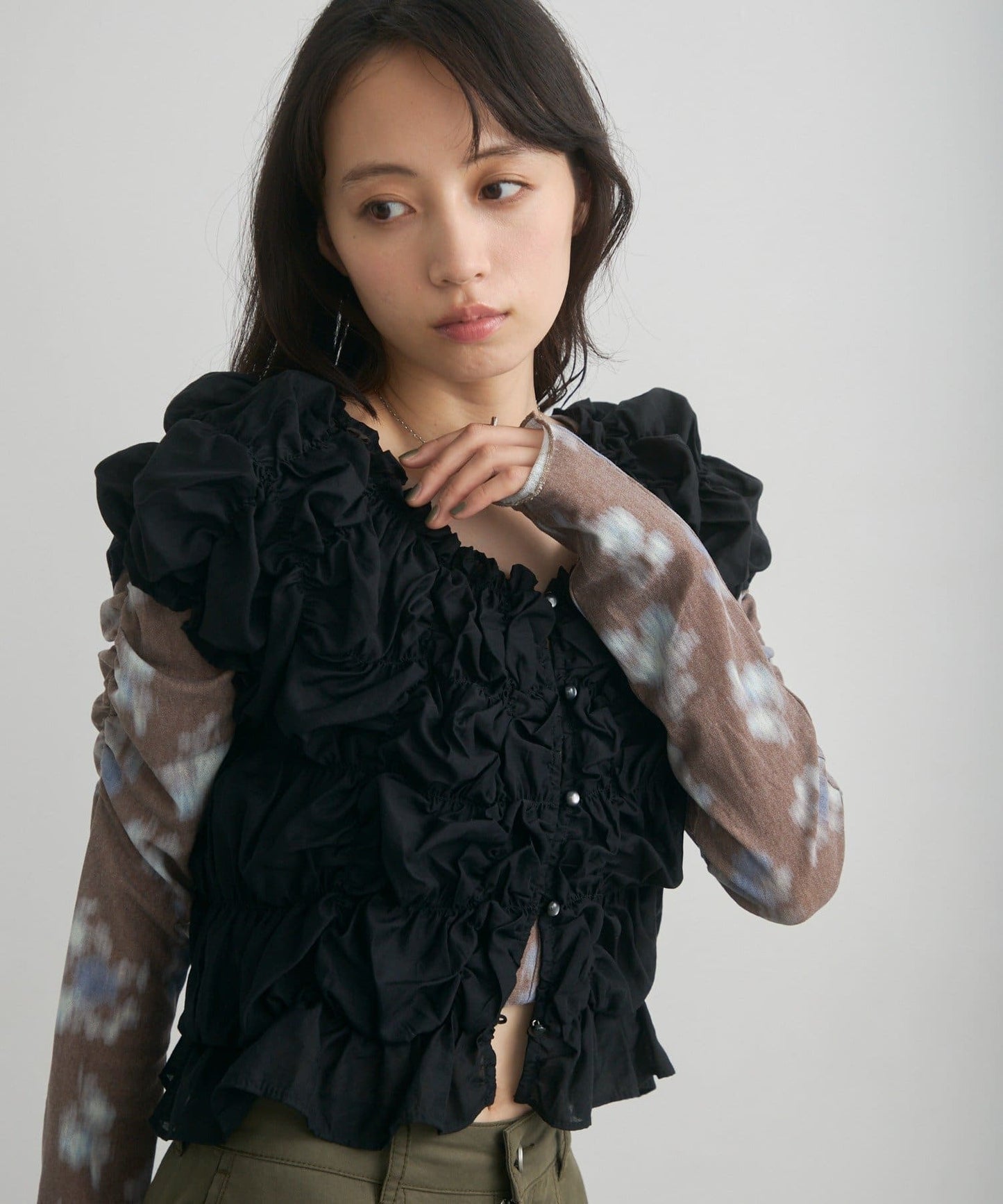 Kastane light and smooth sheer top - Image 32