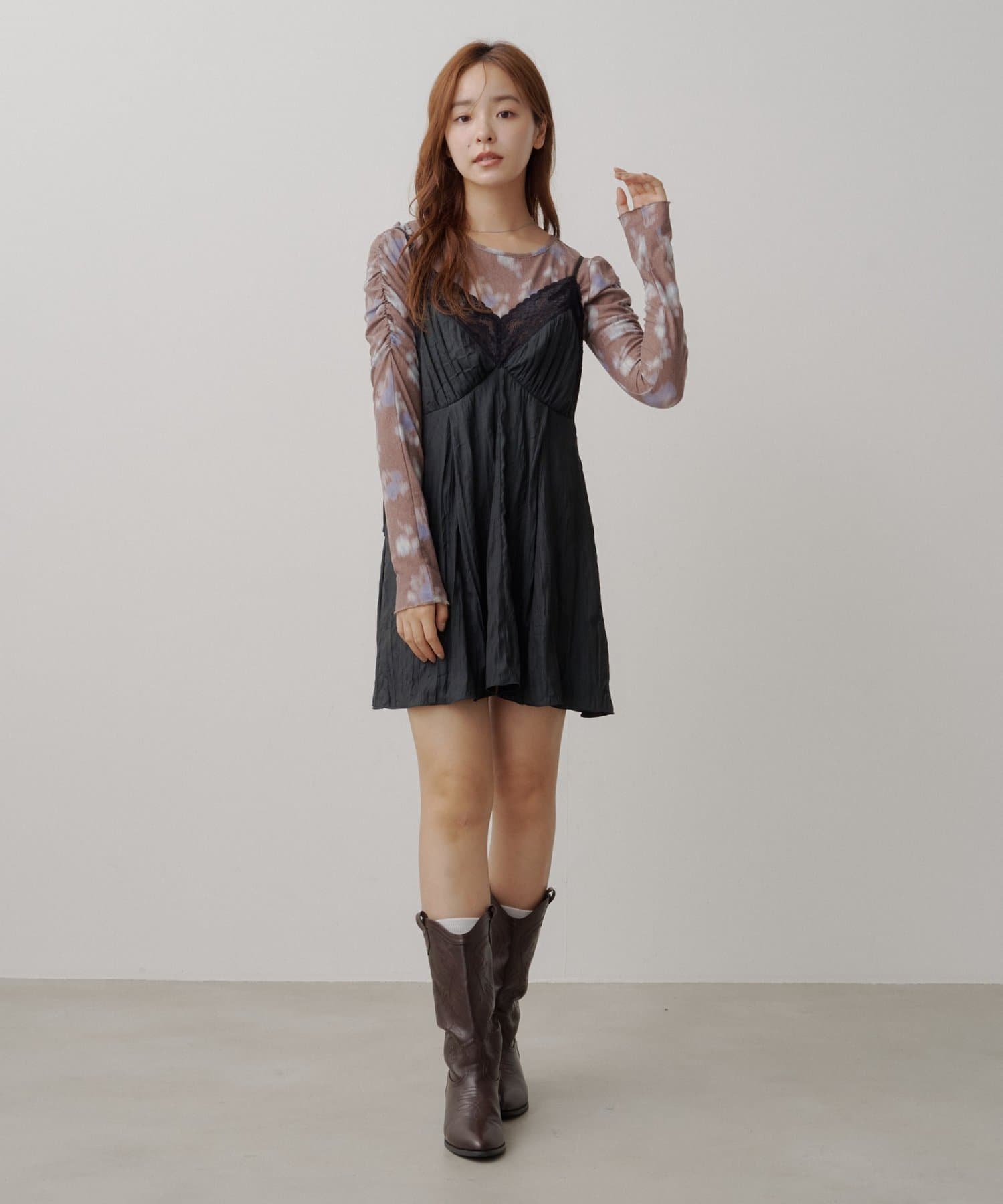 Kastane light and smooth sheer top - Image 34