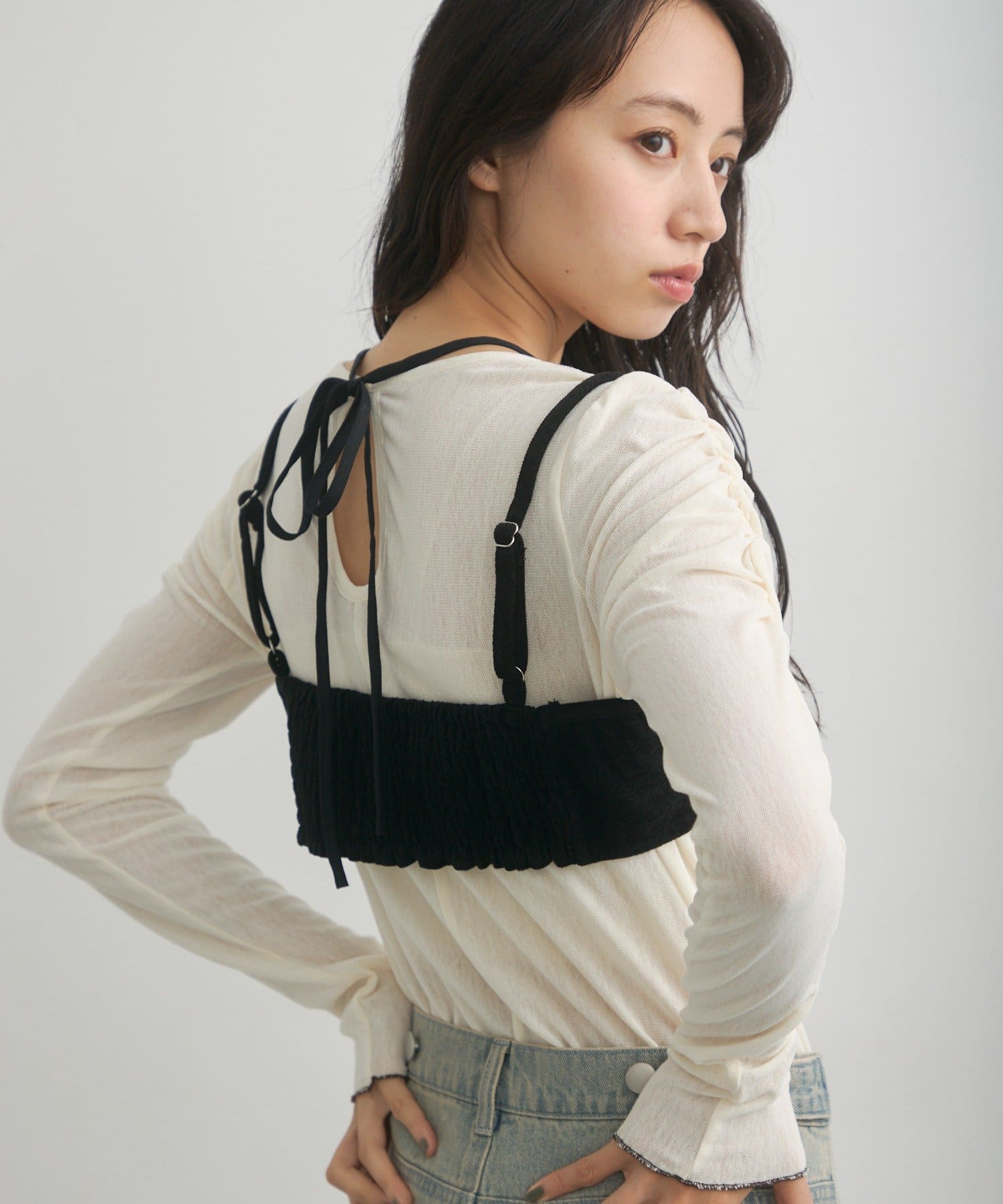 Kastane light and smooth sheer top - Image 51