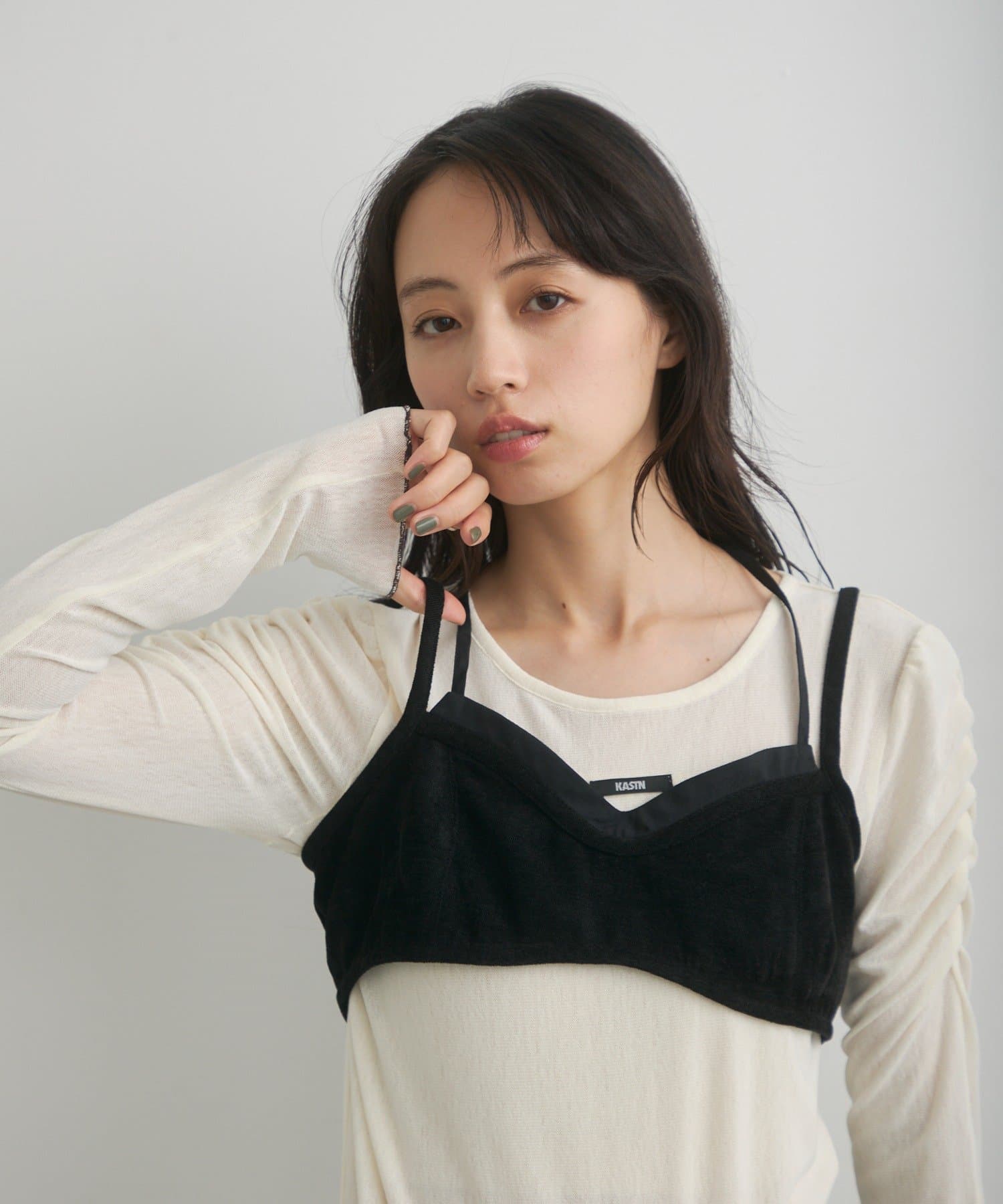 Kastane light and smooth sheer top - Image 52