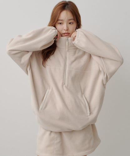 Kastane Logo Fleece Tops - Image 50