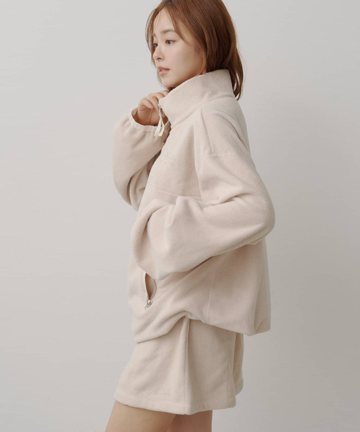 Kastane Logo Fleece Tops - Image 52