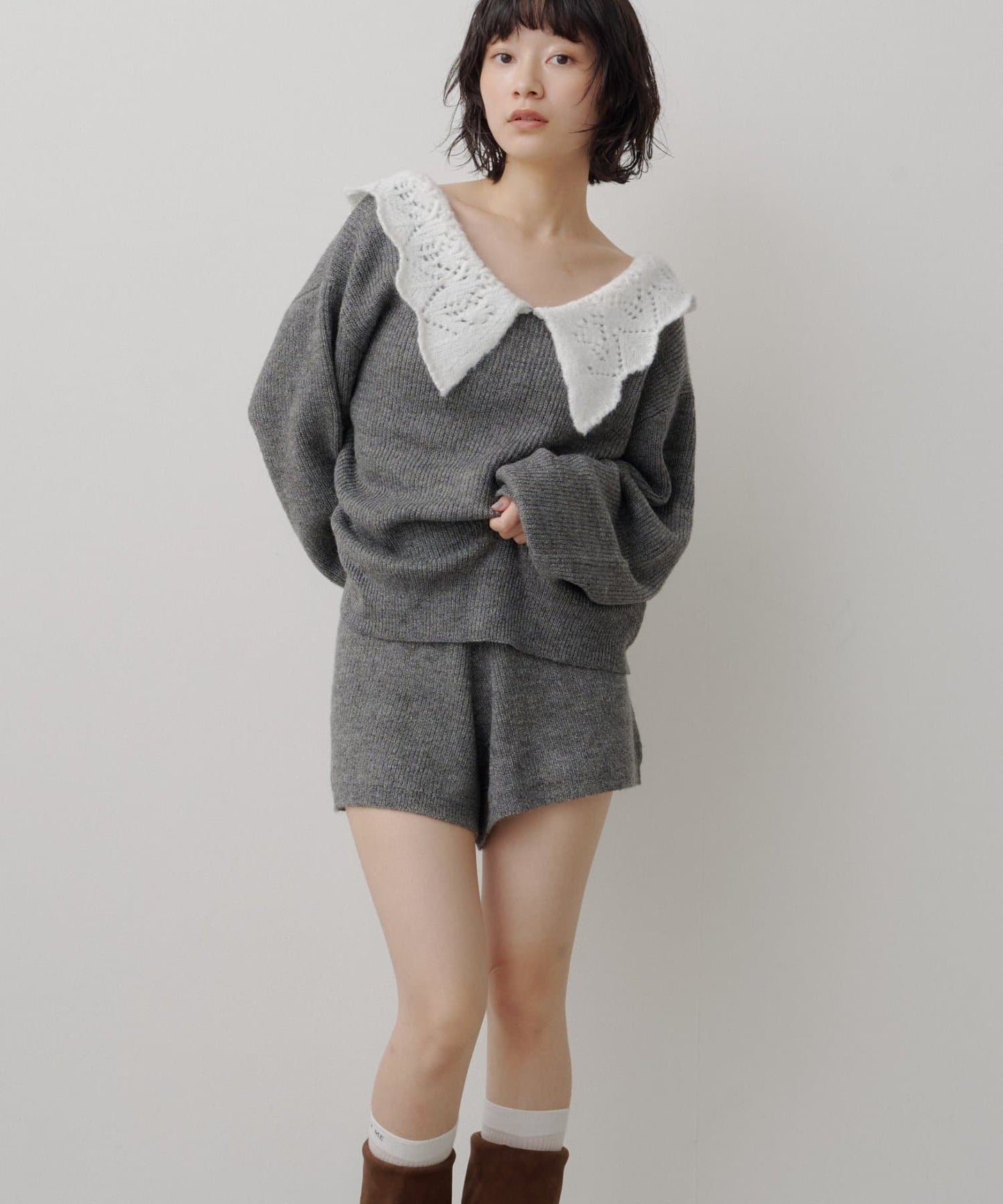 Kastane Lace Collar Knit Cardigan - Image 11