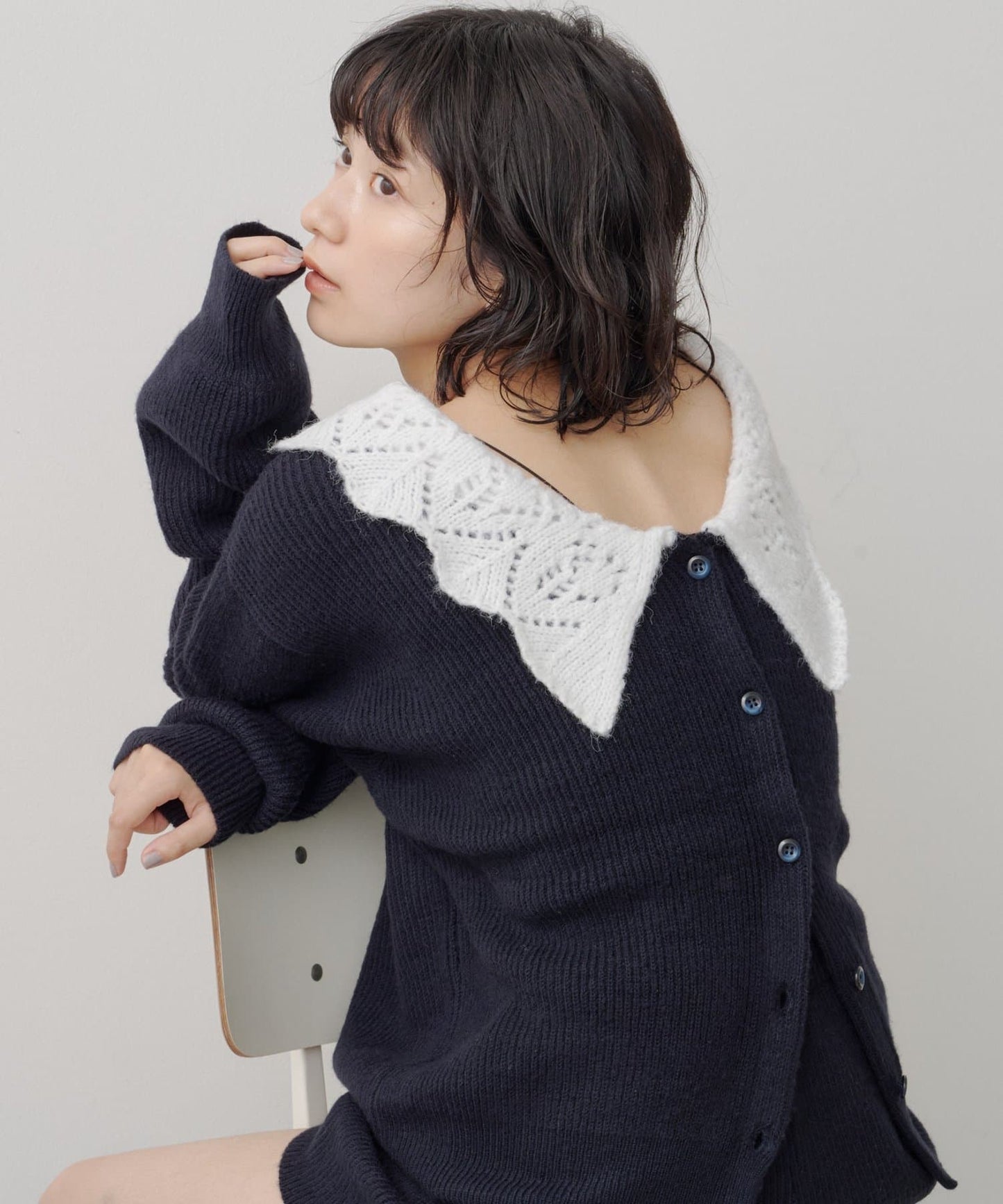 Kastane Lace Collar Knit Cardigan - Image 26